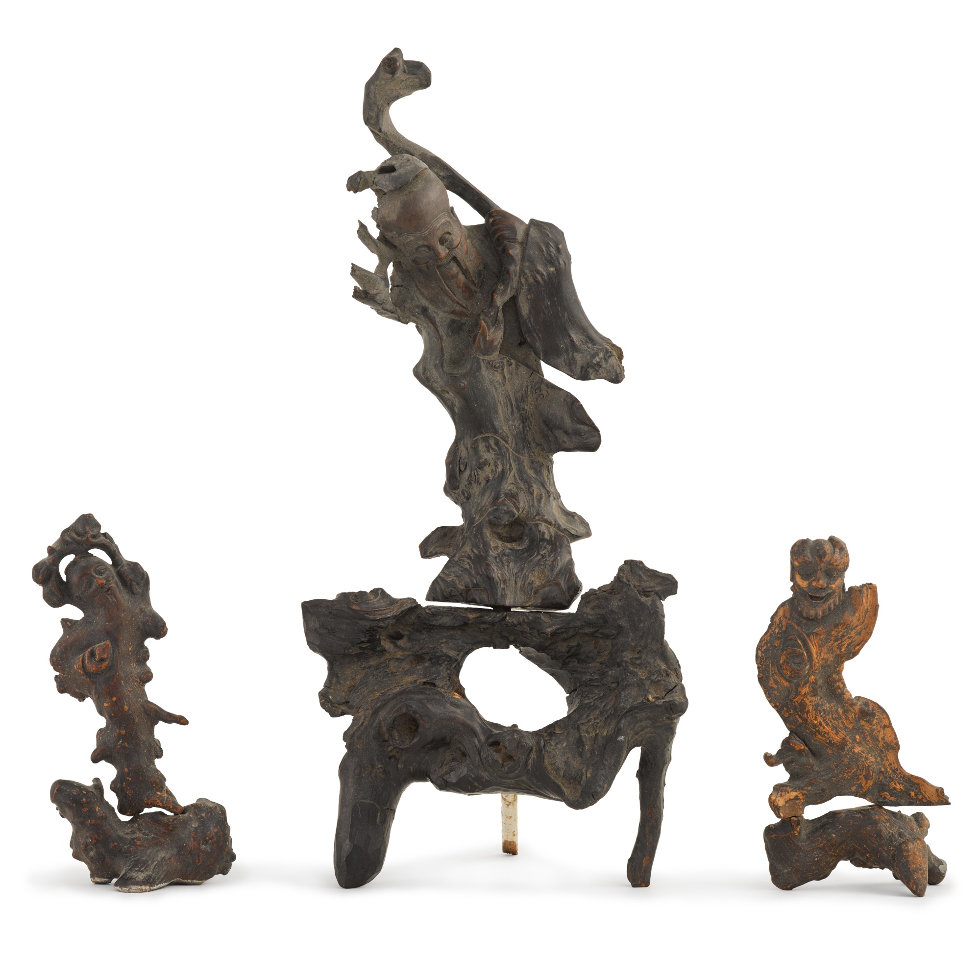 A group of three carved rootwood figures of immortals, — 十九 / 二十世紀 木根雕仙人立像 一組三件