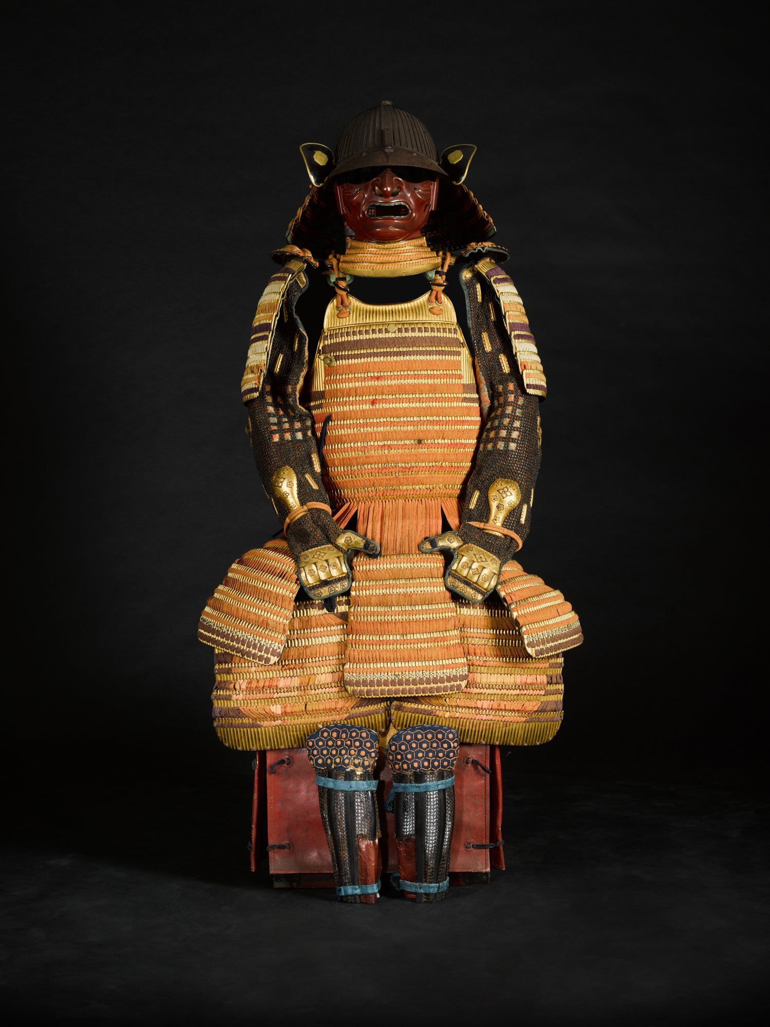 A honkozane nimai-do gusoku [armour] — Edo period, 18th century