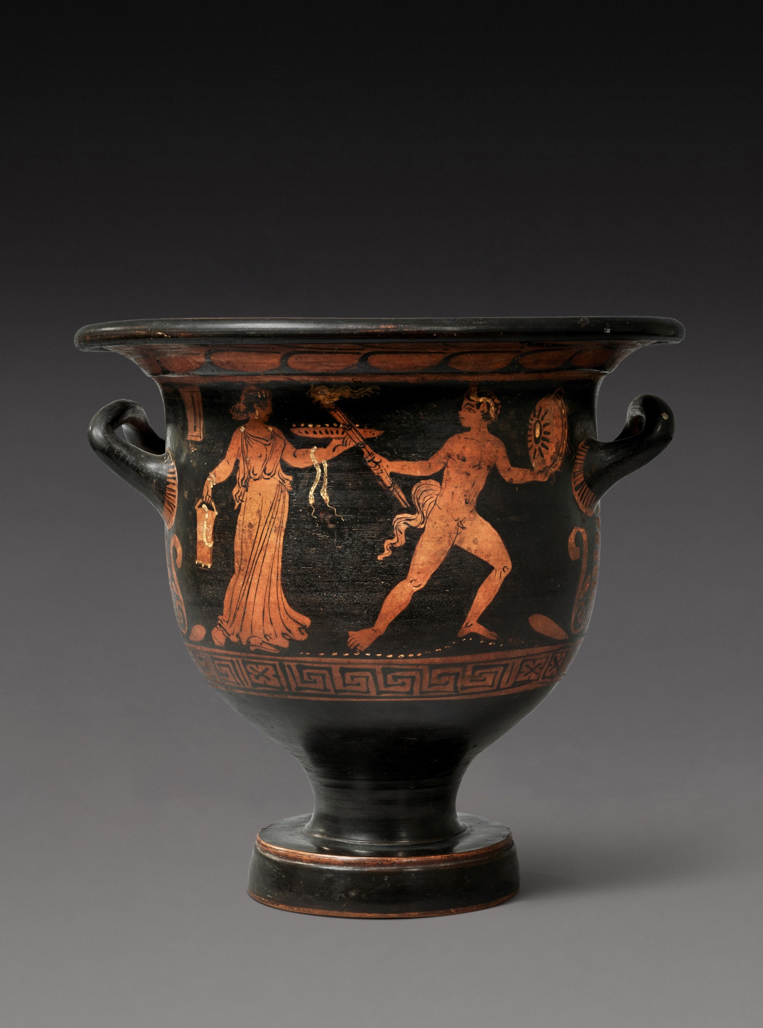 An Apulian Red-figured Bell Krater — An Apulian Red-figured Bell Krater, attributed to the Como Group, circa 340-320 B.C.