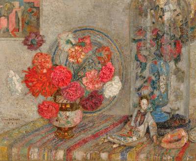 Nature morte avec fleurs et poupée japonaise