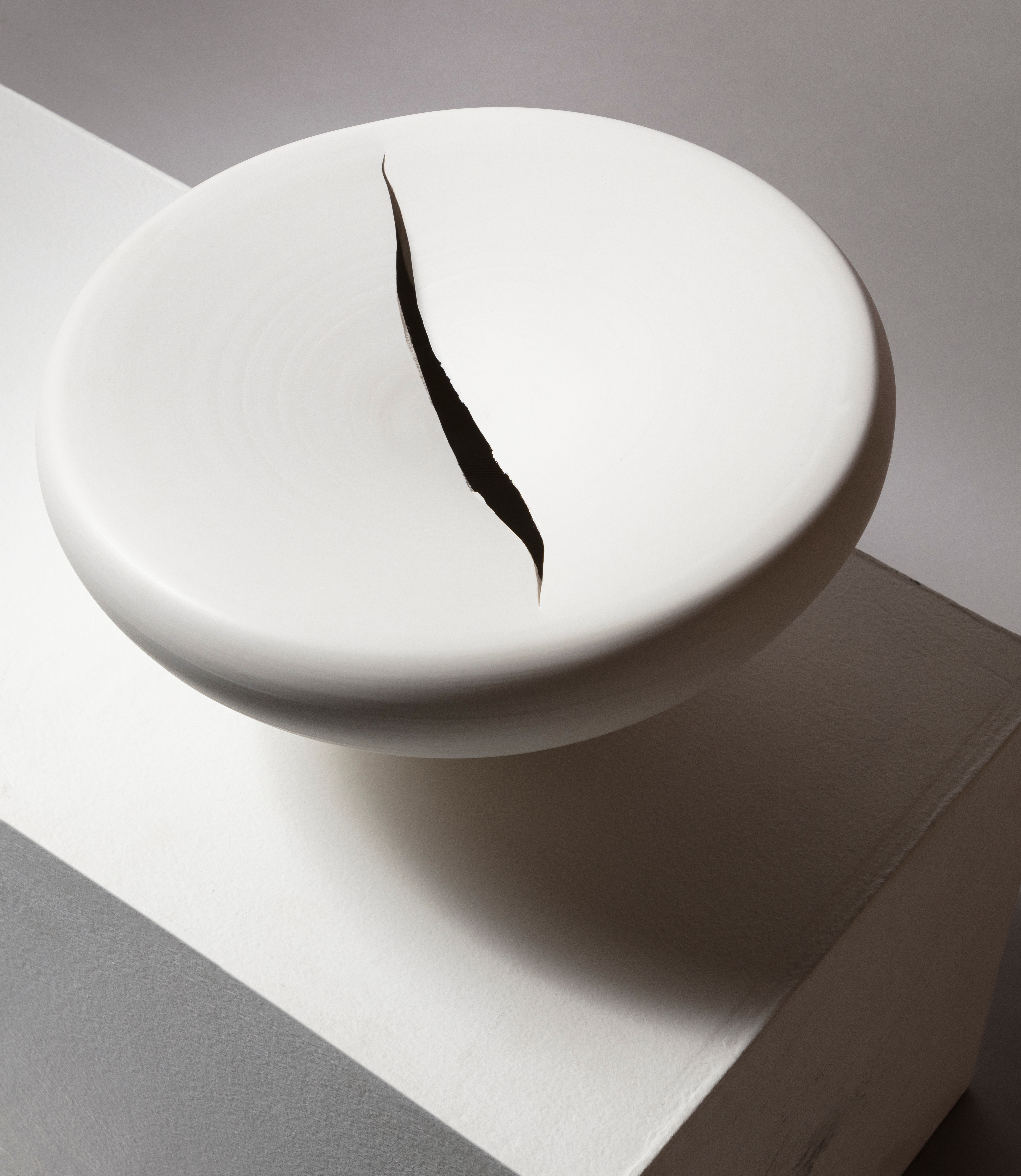 Untitled White Porcelain (Ware-daizara) | 2017-2018