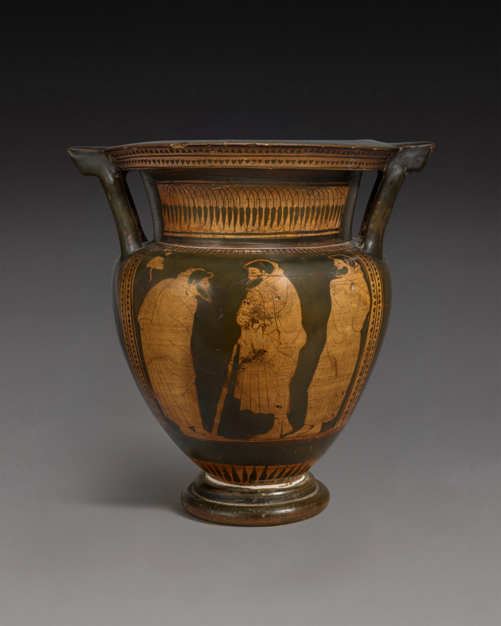 An Attic Red-figured Column Krater, attributed to the Harrow Painter, late 6th/early 5th Century B.C.