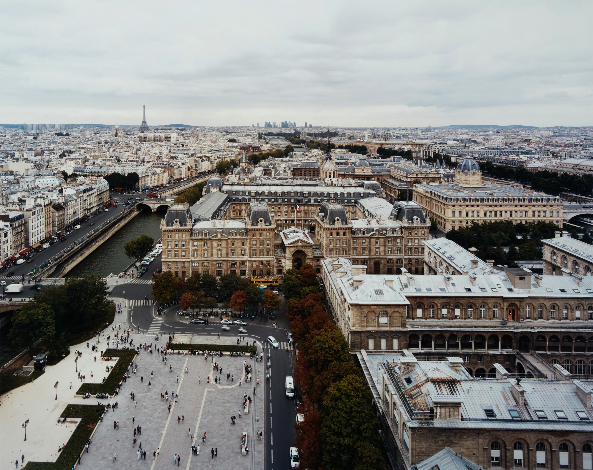 Sze Tsung Leong — Île de la Cité I, Paris