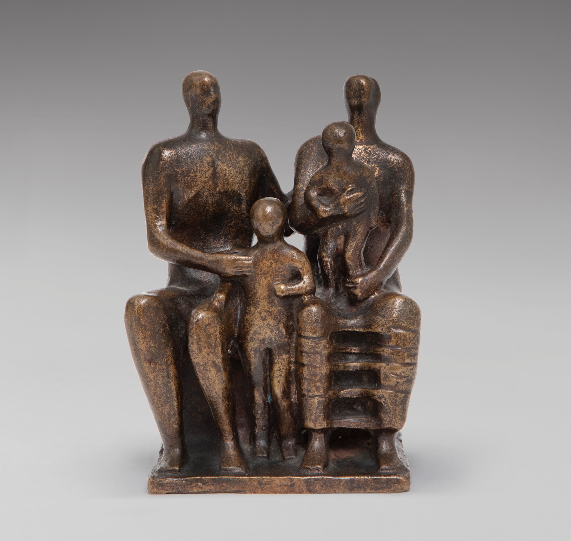 Henry Moore — Family Group 