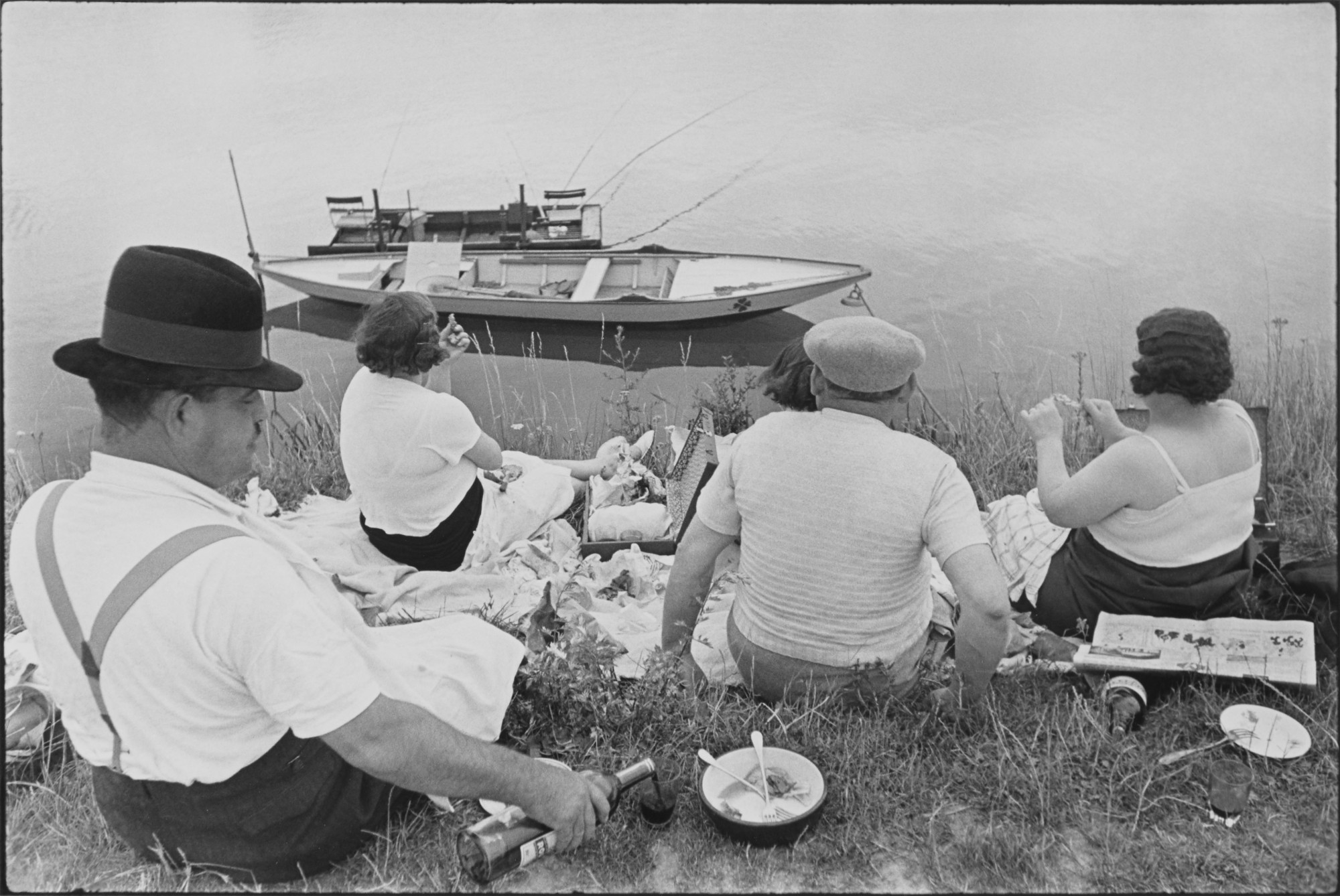 Henri Cartier-Bresson — Sunday on the Banks of the Seine, Near Juvisy-sur-Orge, France