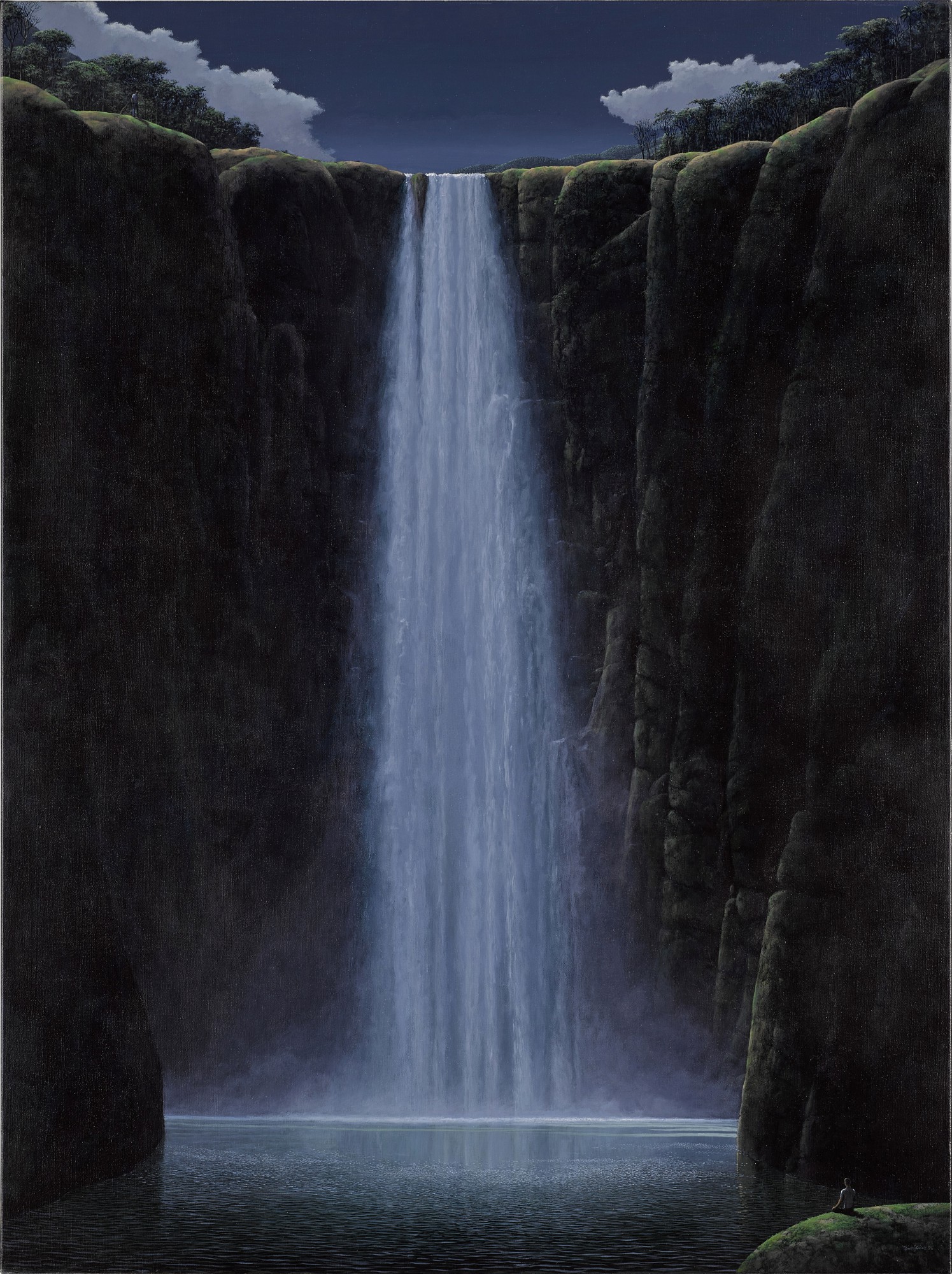 Contemplador de cascada en la noche