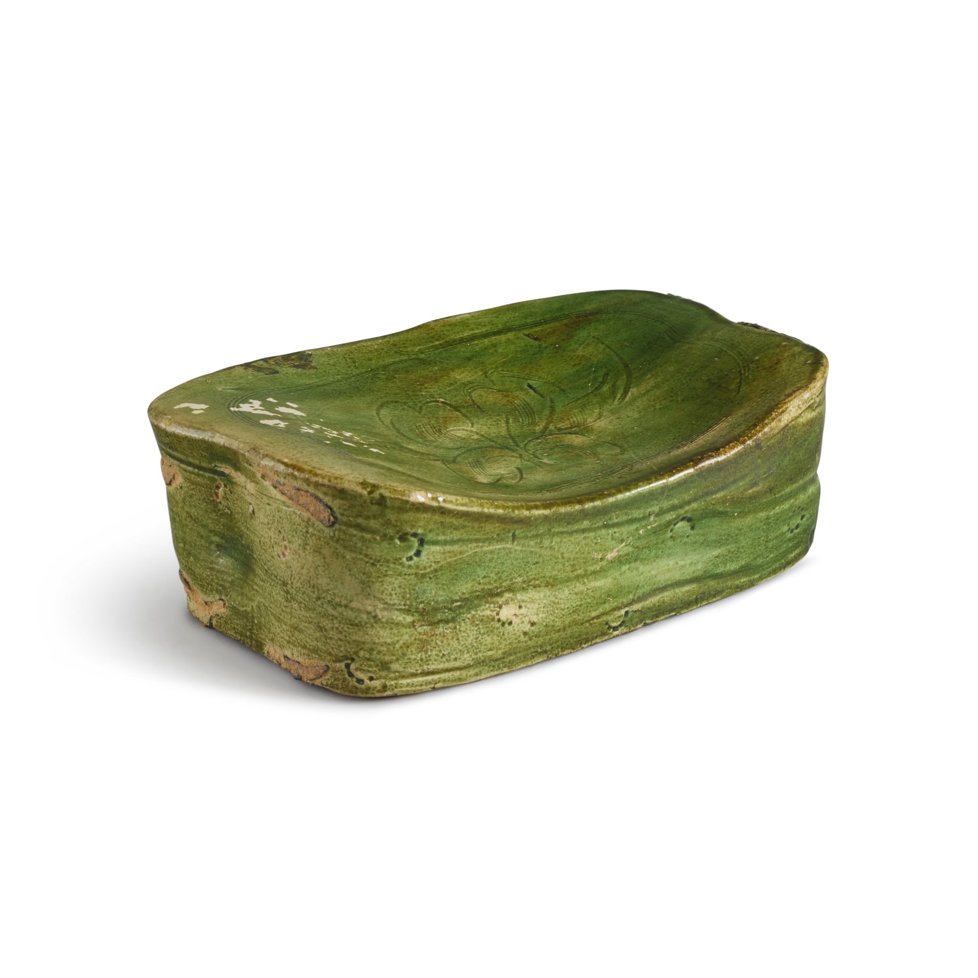 Unknown — 北宋 / 金 綠釉刻花枕