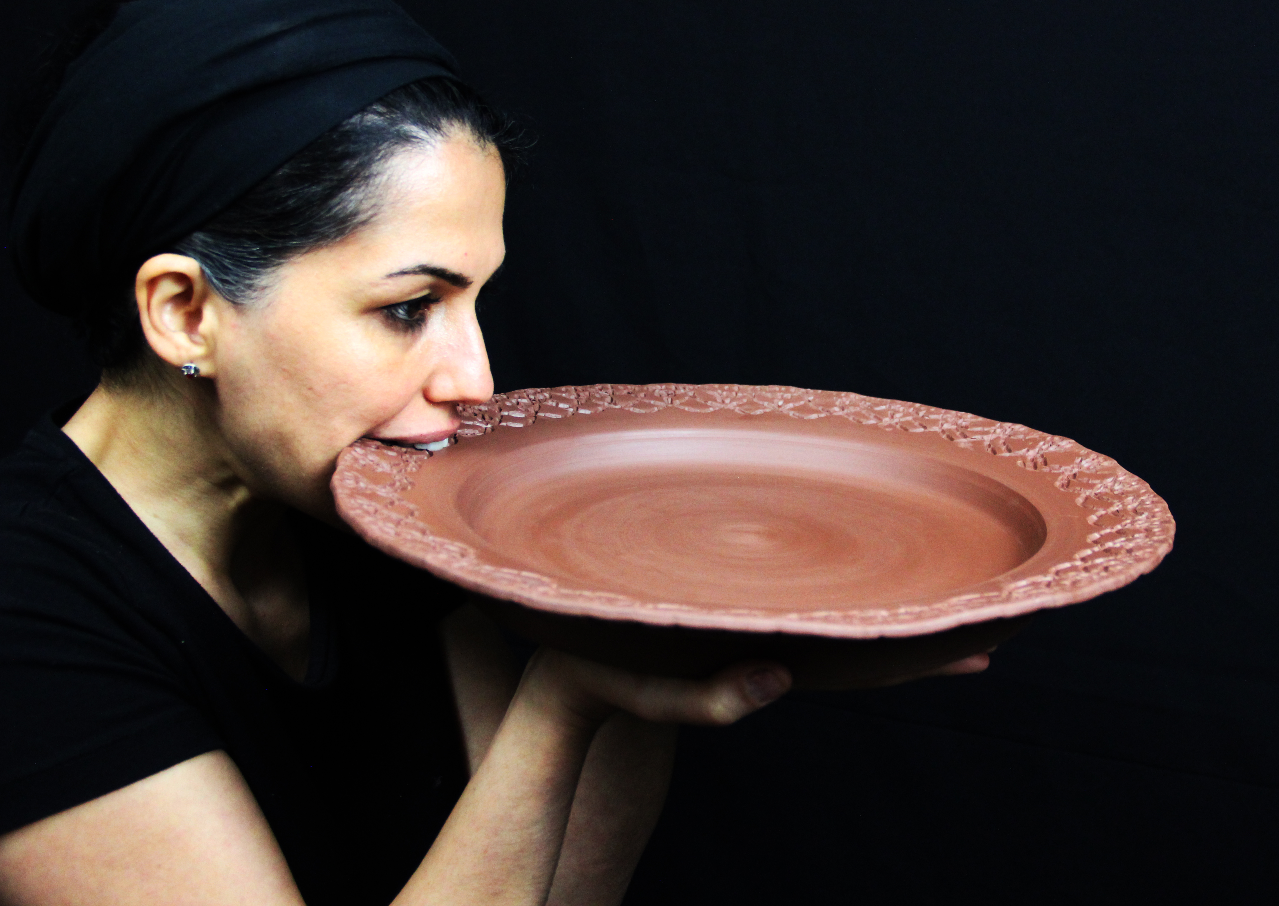 Raheleh Filsoofi — Bite
