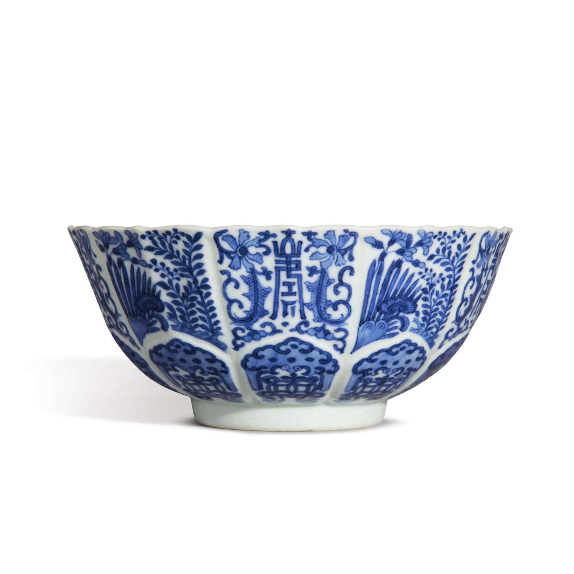 A molded blue and white barbed-rim bowl — 清嘉慶 青花福壽花卉紋菱花式盌 《大清嘉慶年製》款