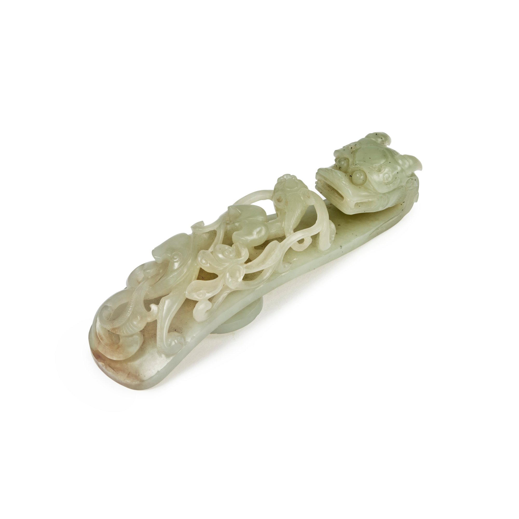 A pale celadon jade 'chilong' belt hook — 清十八 / 十九世紀 青白玉雕螭龍紋帶鉤