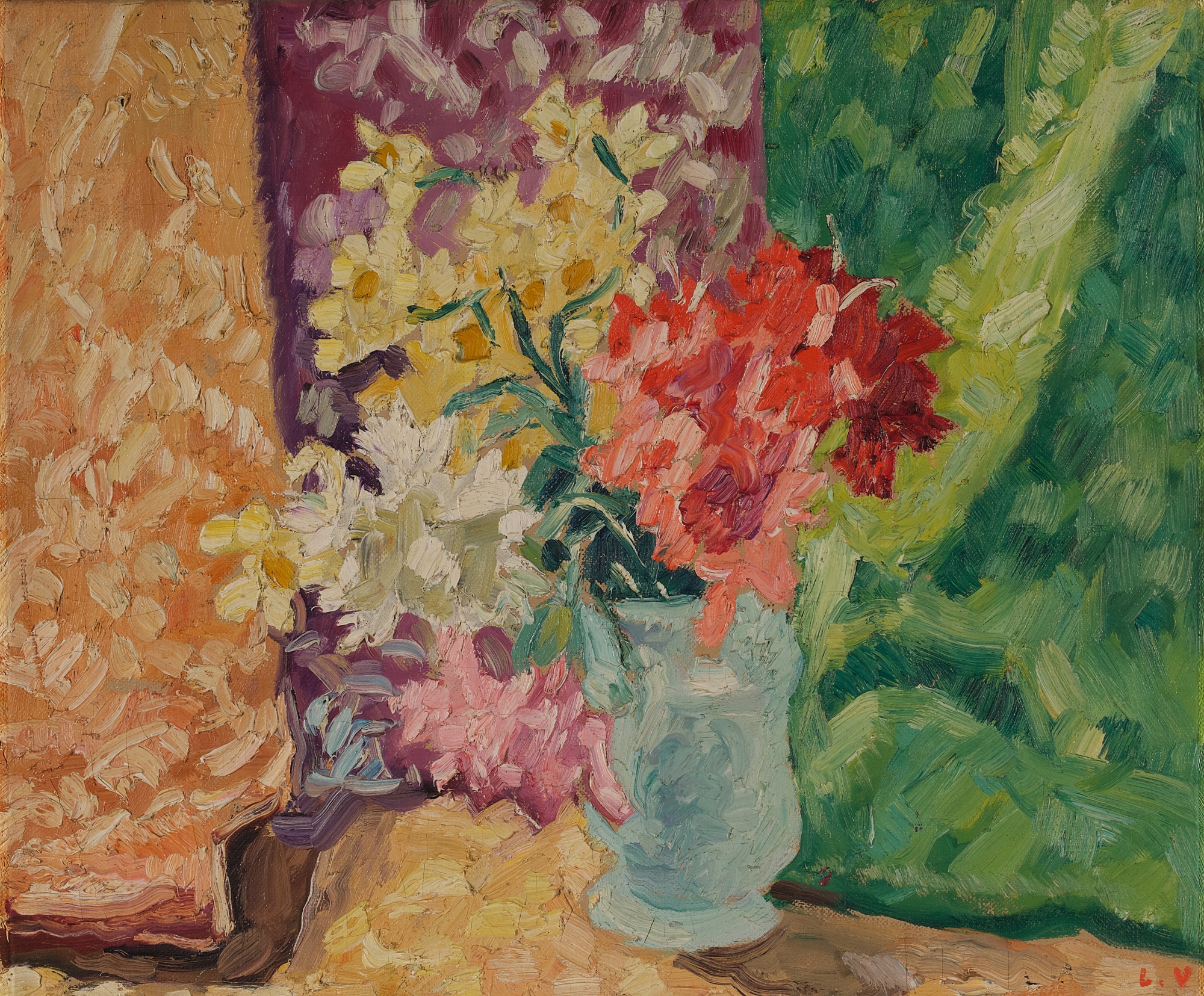 Louis Valtat — Vase bleu, fleurs roses et jaunes, draperie
