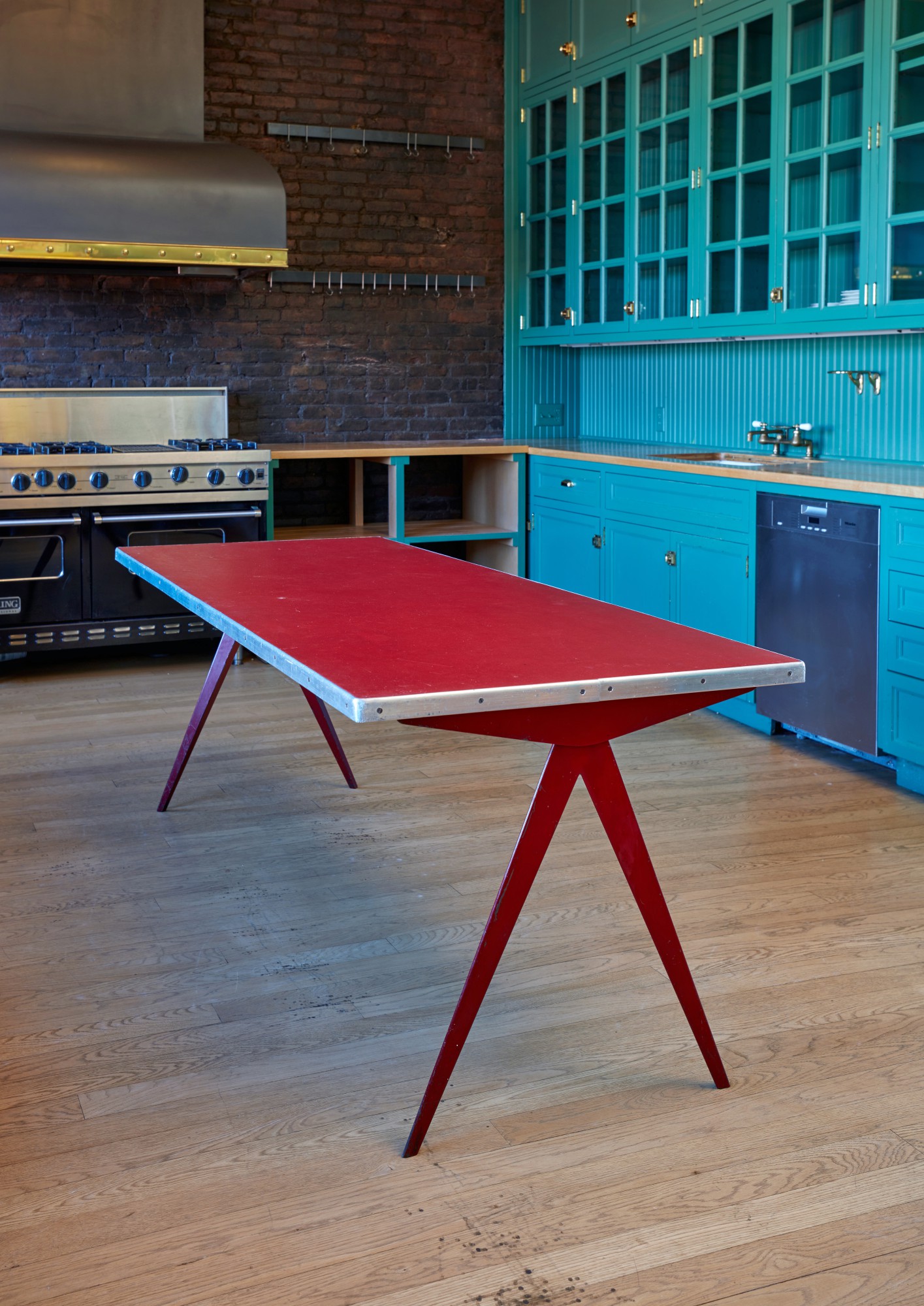 Jean Prouvé — "Cafétéria" Table