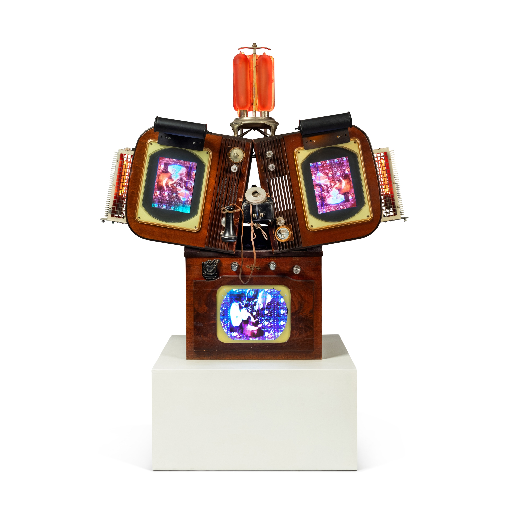 Nam June Paik — Internet Dweller