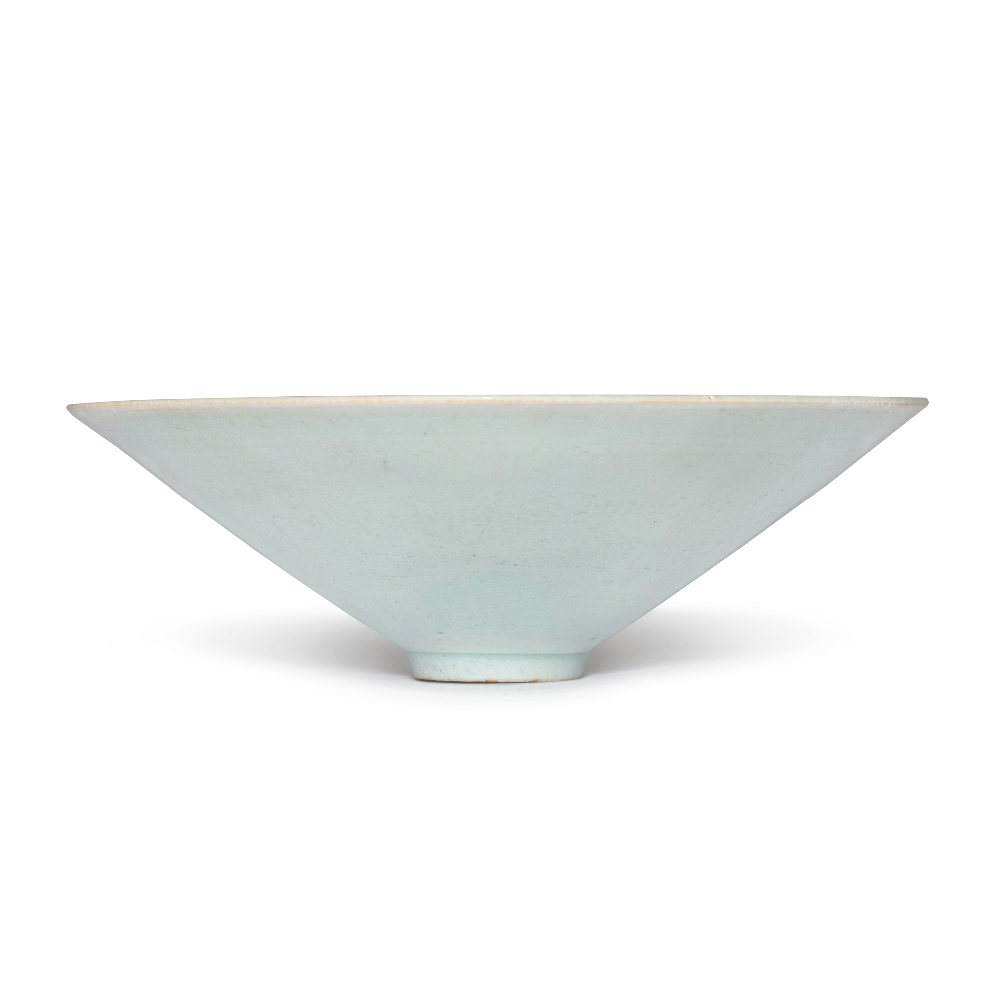 A molded Qingbai 'phoenix' bowl — 南宋 / 元 青白釉印花鳳凰紋盌