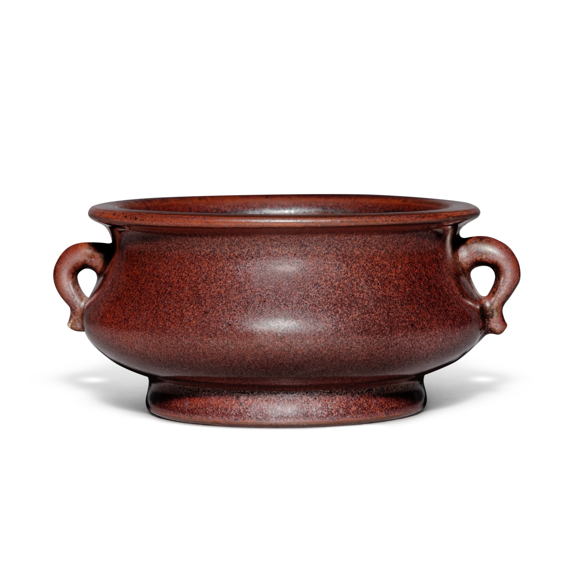An iron-rust-glazed censer — 清十八 / 十九世紀 鐵鏽花釉雙耳爐
