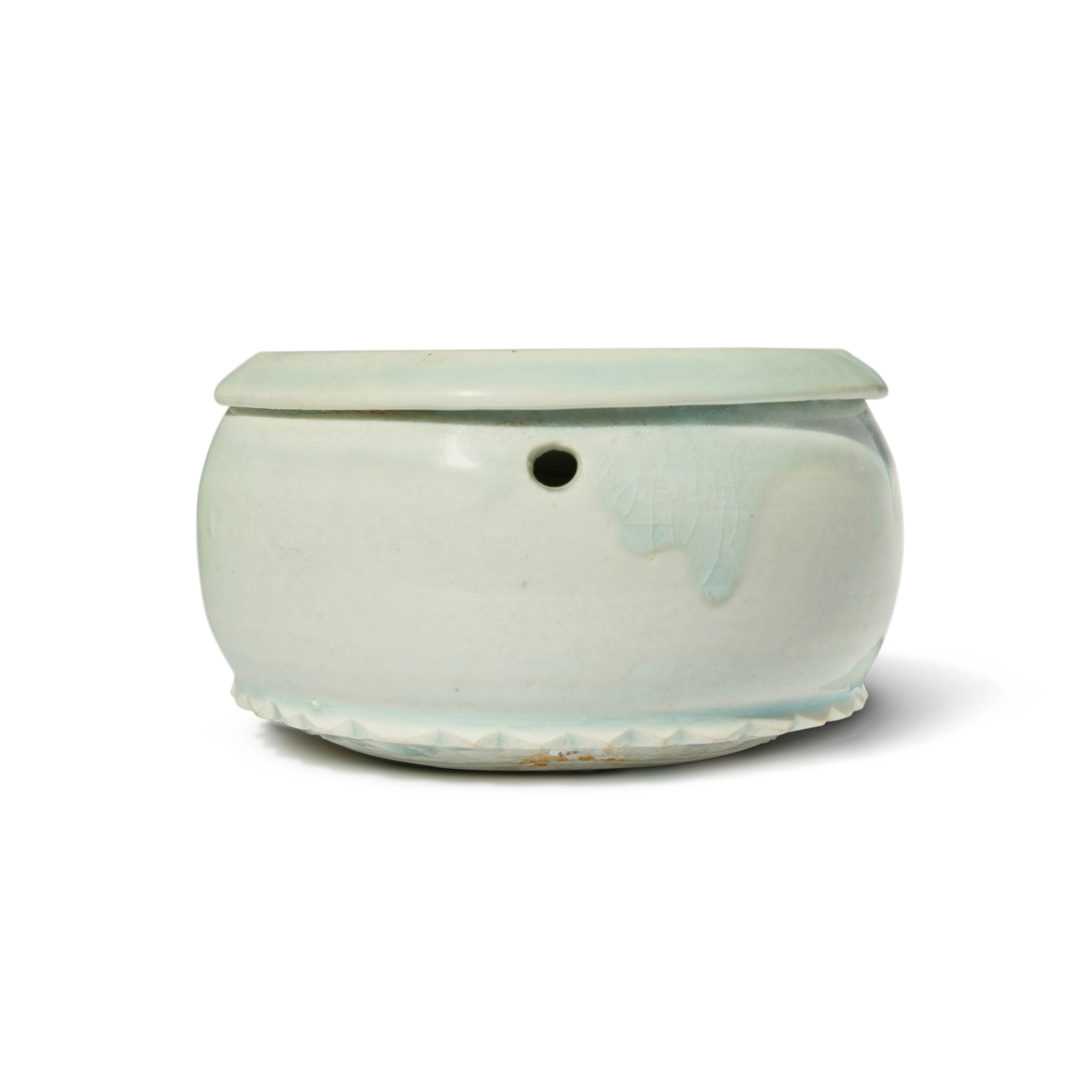 A rare Qingbai drum-shaped vessel — 南宋 青白釉鼓式器