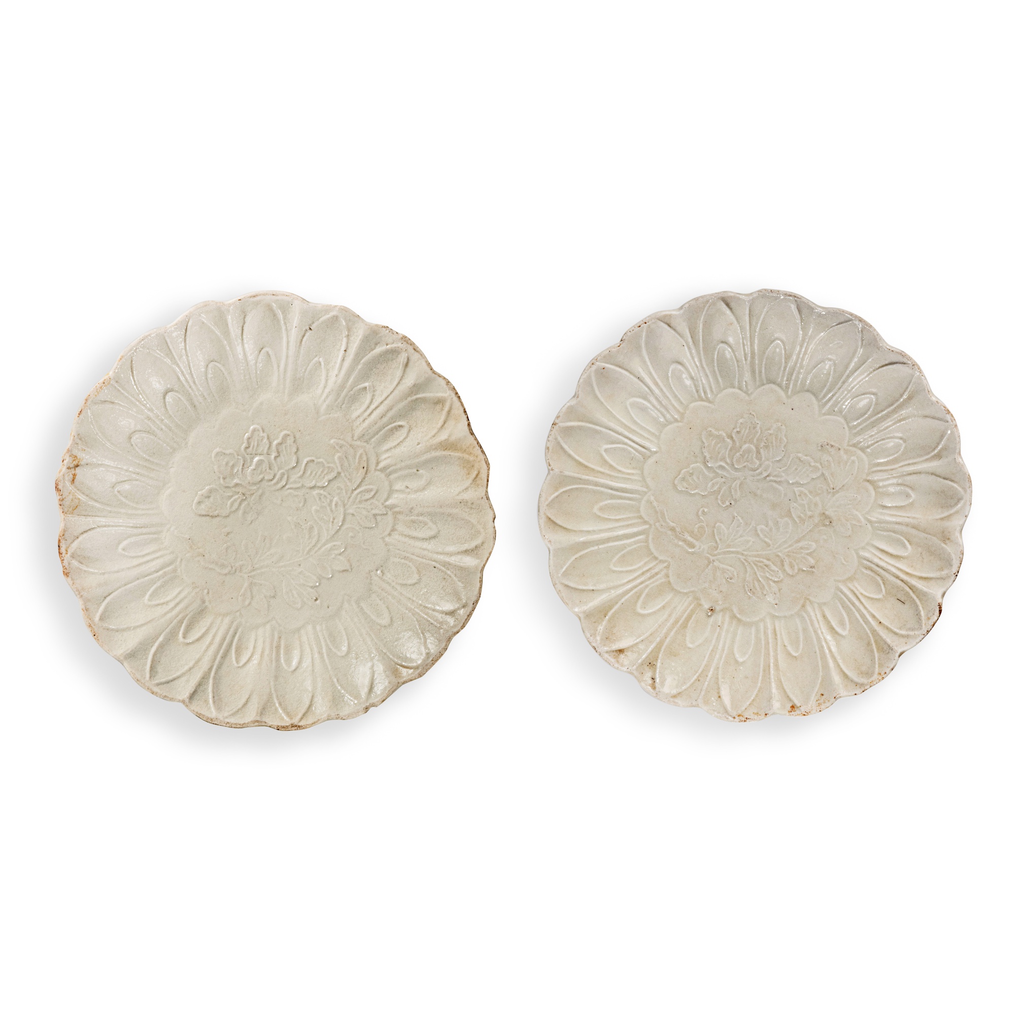 Unknown (Historical) — 北宋 定窰白釉印花紋小盤一對