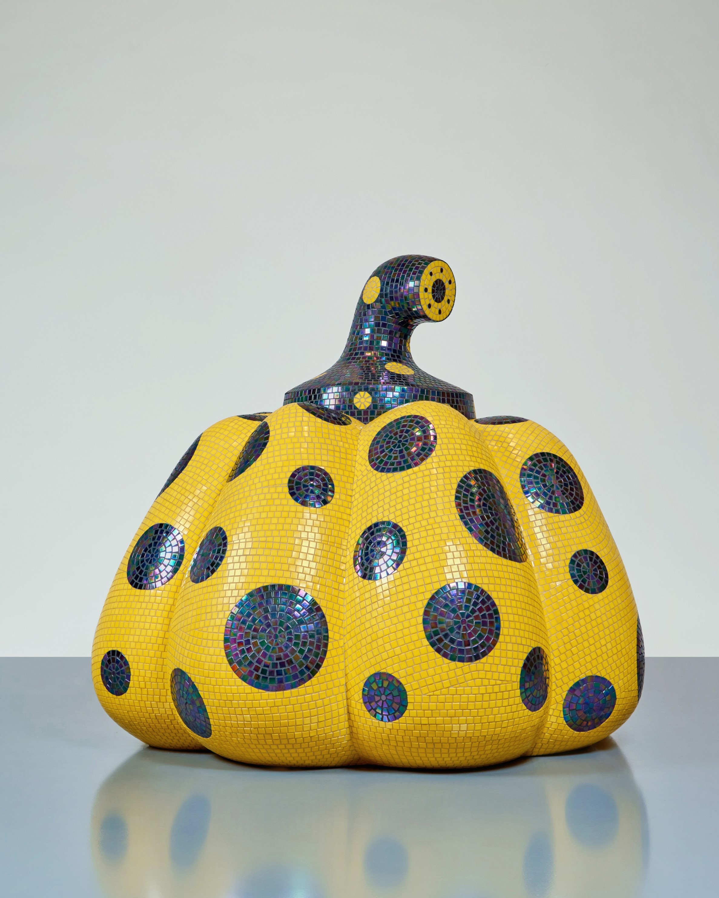 Yayoi Kusama — Starry Pumpkin