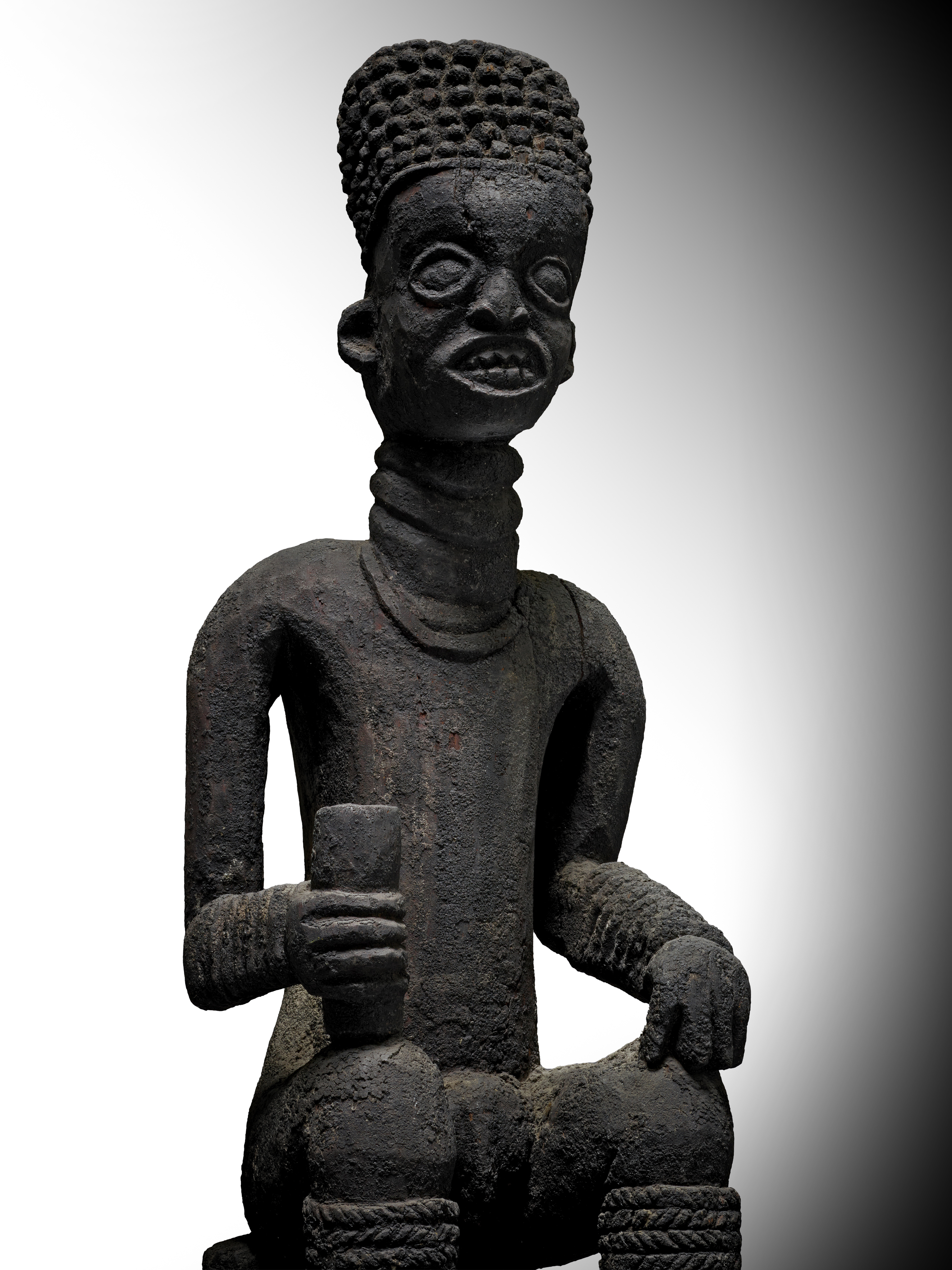 Bamileke-Bangwa Statue, Fontem Area, Grassfields, Cameroon — Bamileke-Bangwa Statue, Fontem Area, Grassfields, Cameroon