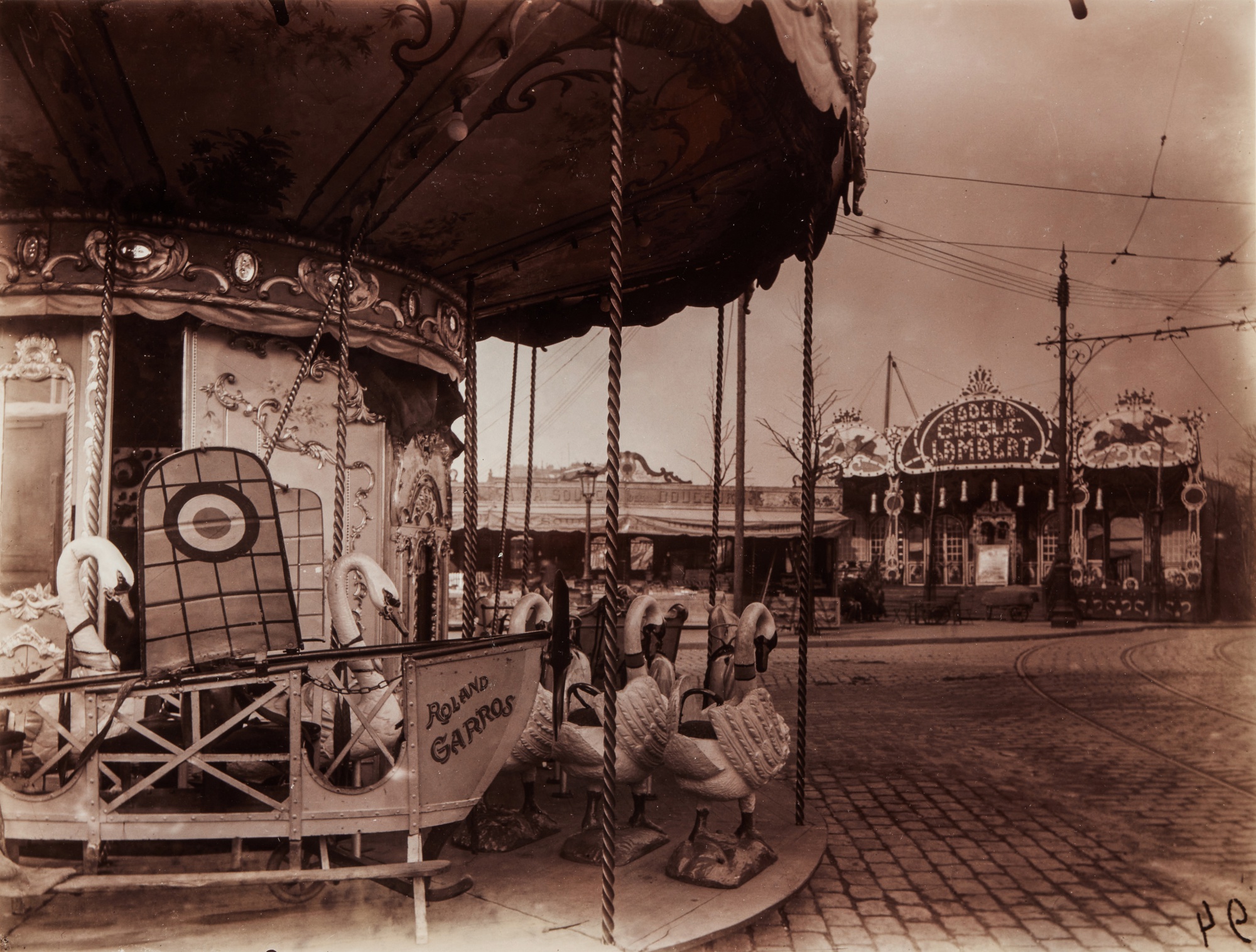 Eugène Atget — Fête de la Villette