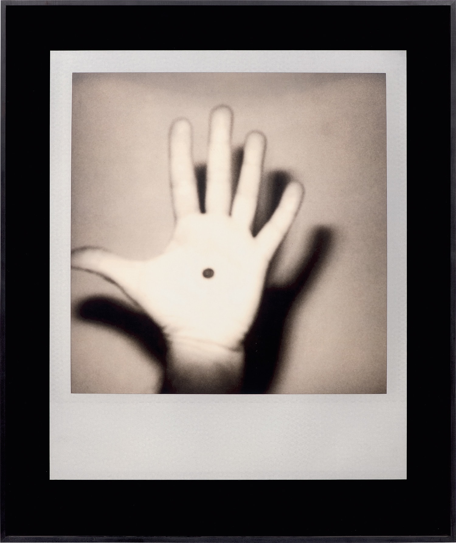 Douglas Gordon — Hand with Spot M