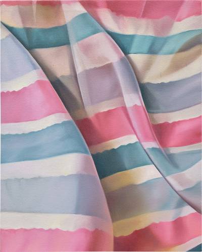 My lap is a wonderland