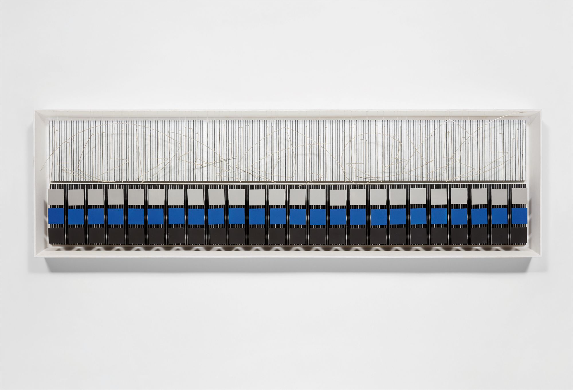 Jesús Rafael Soto — Cuadrados y escritura blanca