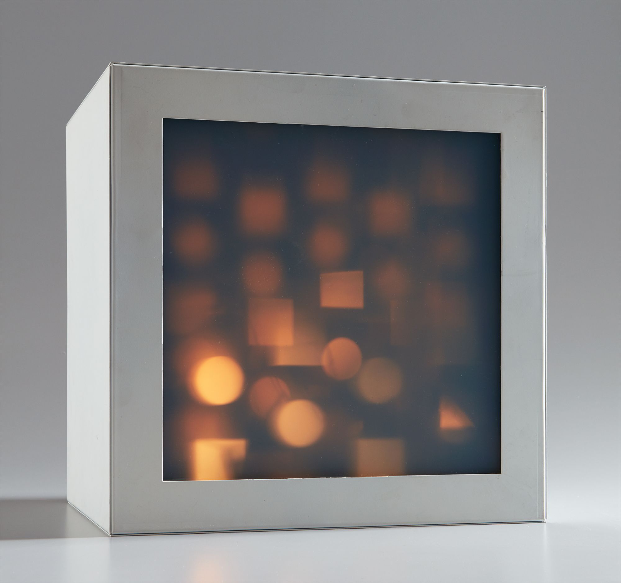 Horacio García Rossi — Boite lumiere