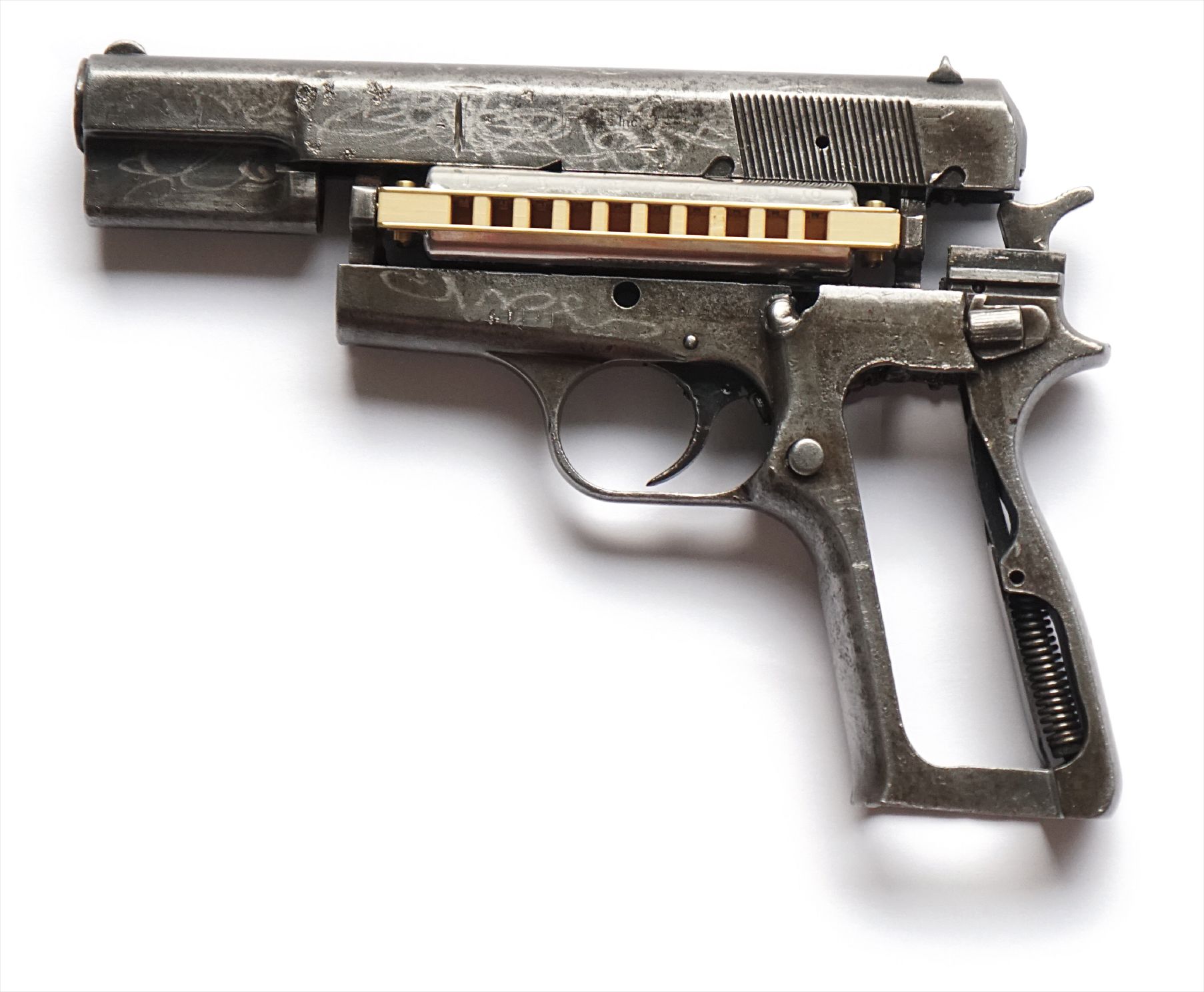 Pedro Reyes — Disarm (Harmonica)