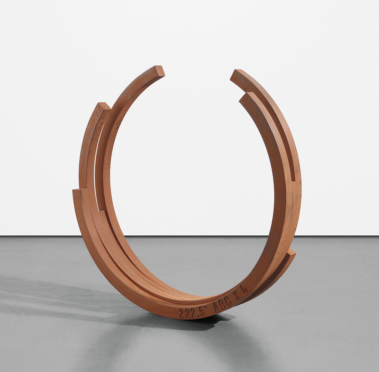 Bernar Venet — 222.5° Arc x 4