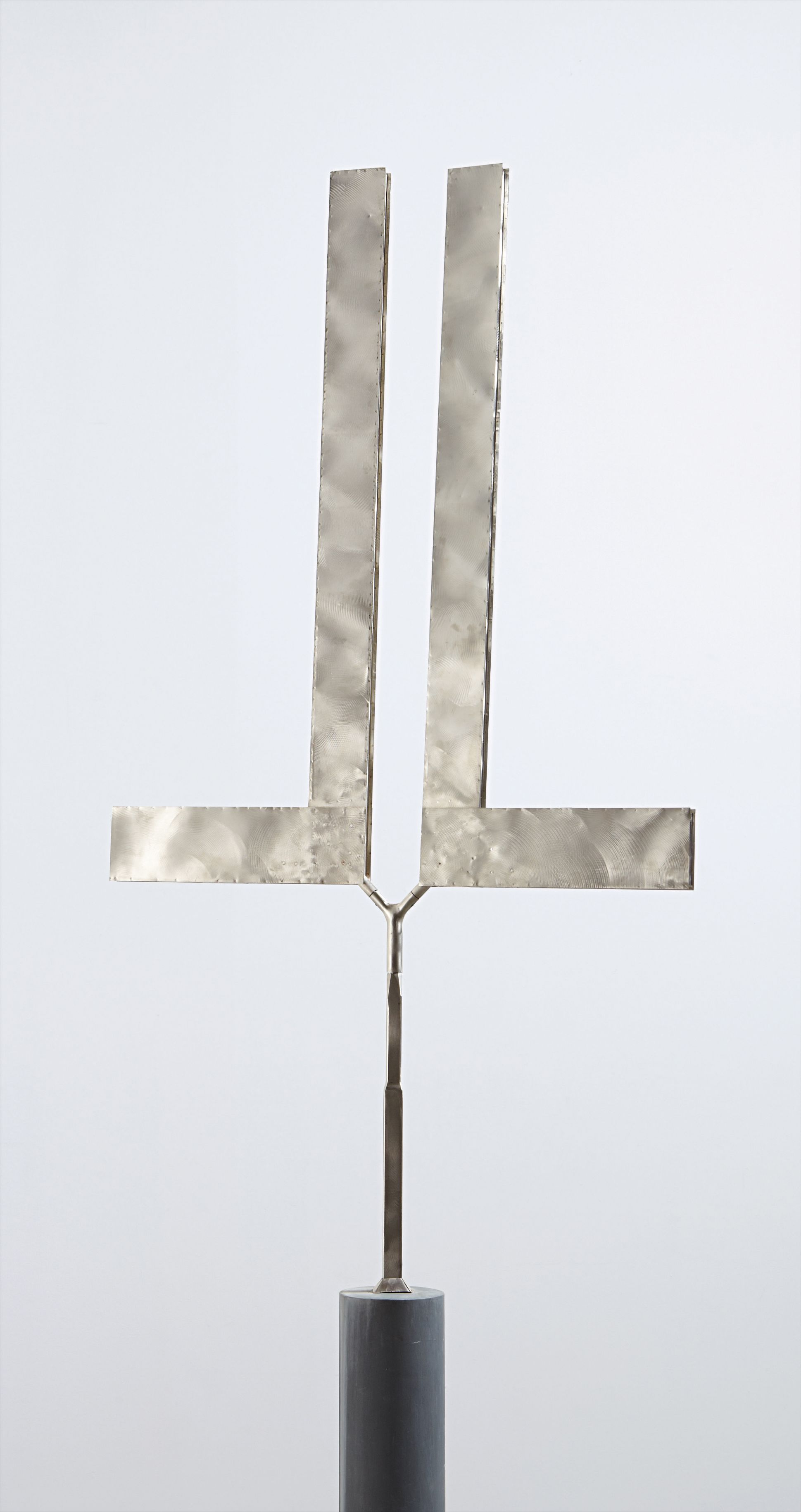 George Rickey — Double L Excentric Gyratory VI