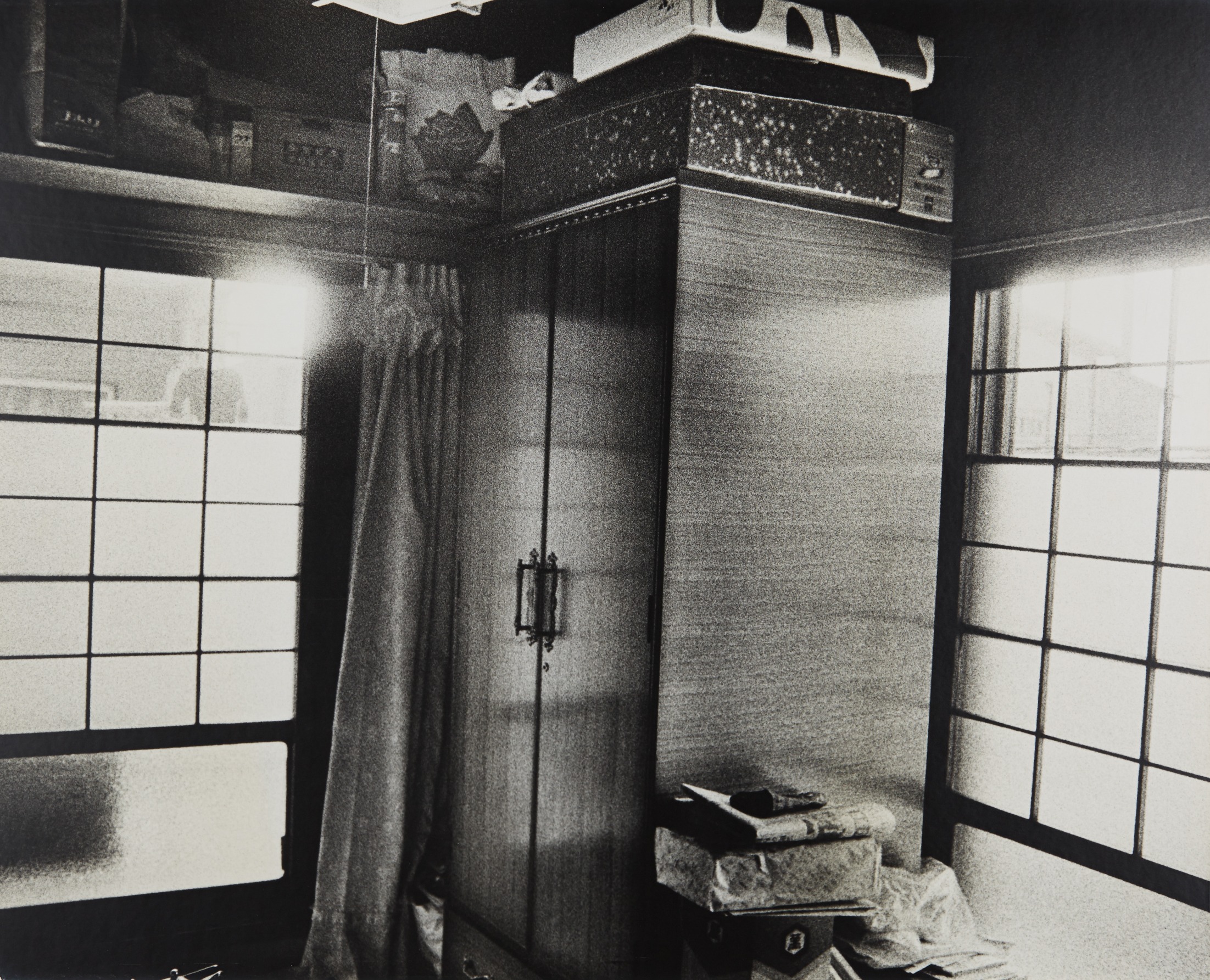 Ishiuchi Miyako — Apartment #20