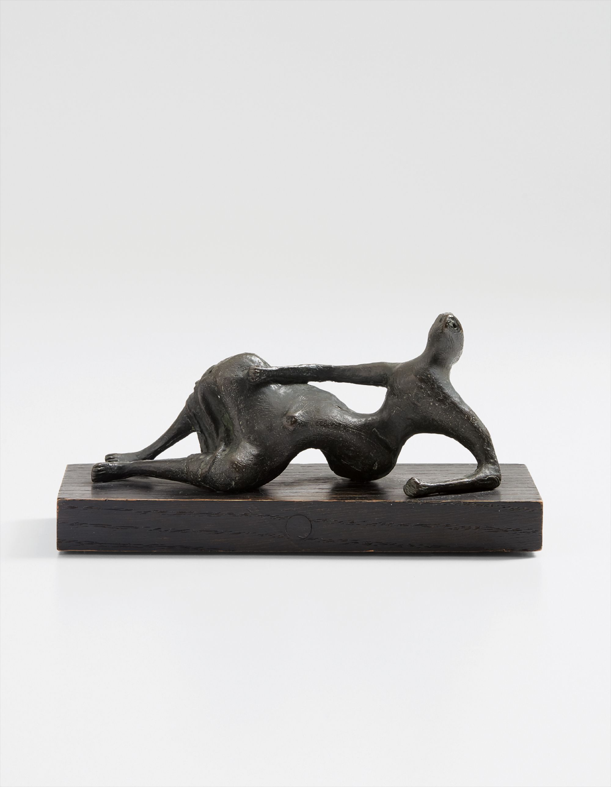 Henry Moore — Draped Reclining Figure