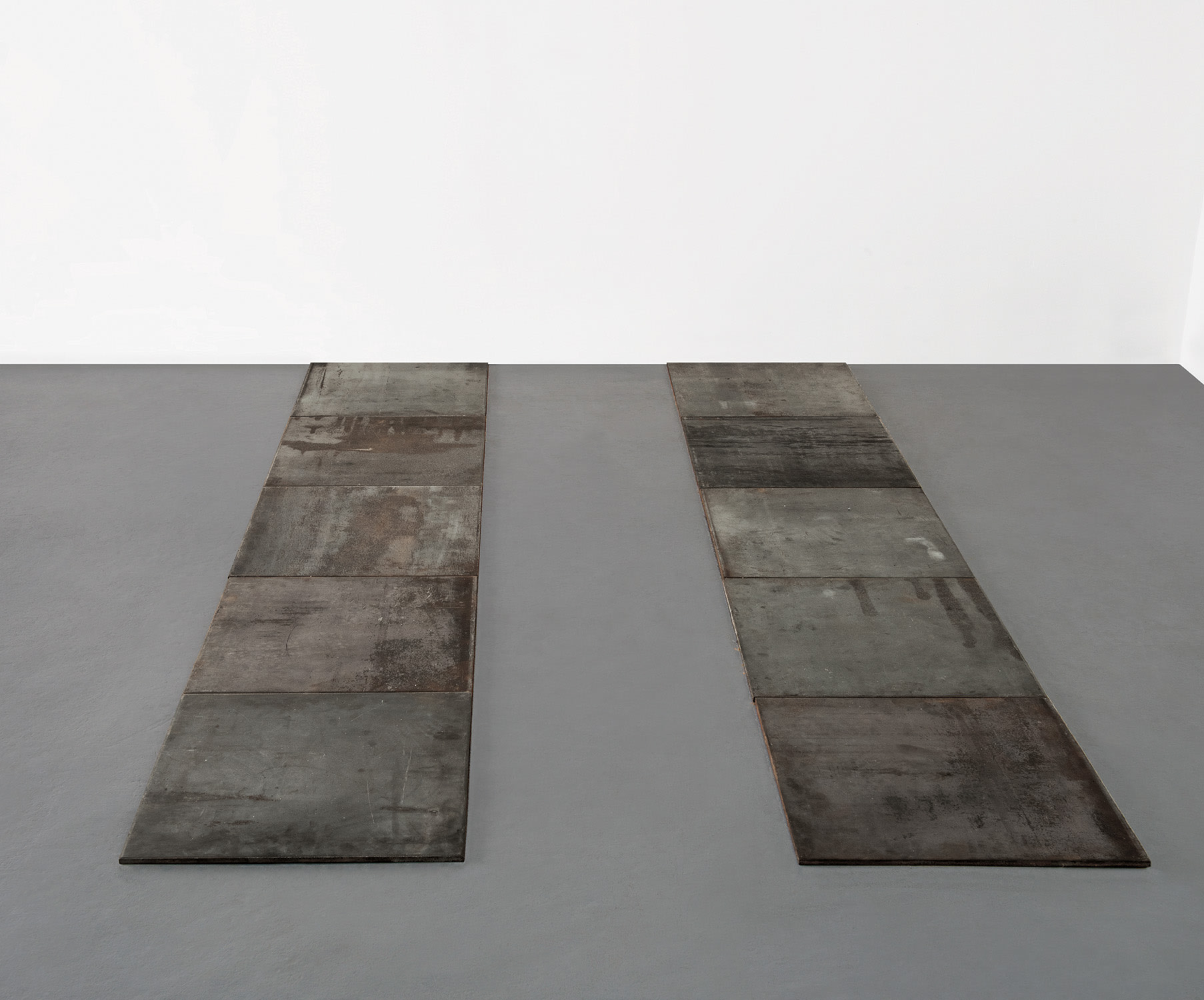 Carl Andre — Steel Parallels