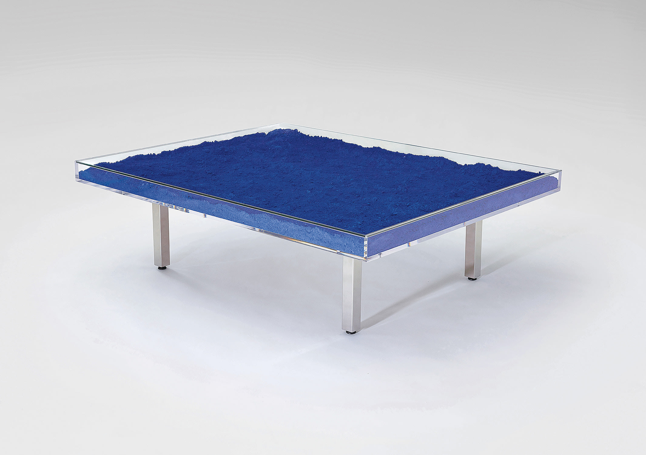 Yves Klein — Table Bleu KleinTM / Klein Blue