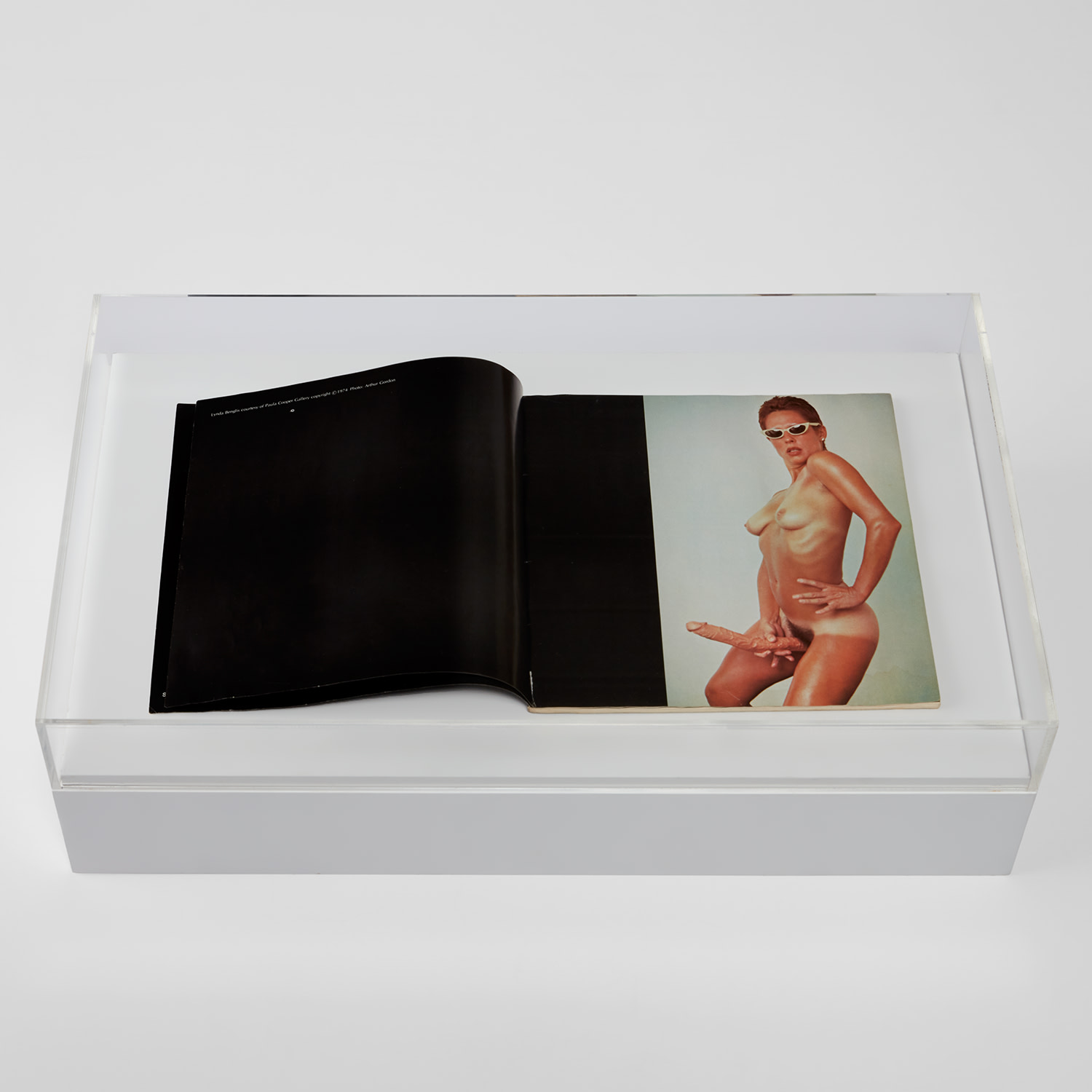 Lynda Benglis — Artforum vol. 13, no. 3