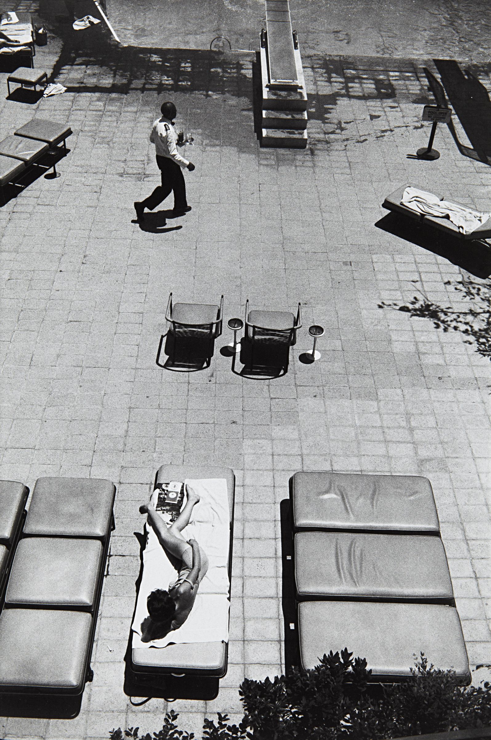 Garry Winogrand — Beverly Hilton, Los Angeles, CA