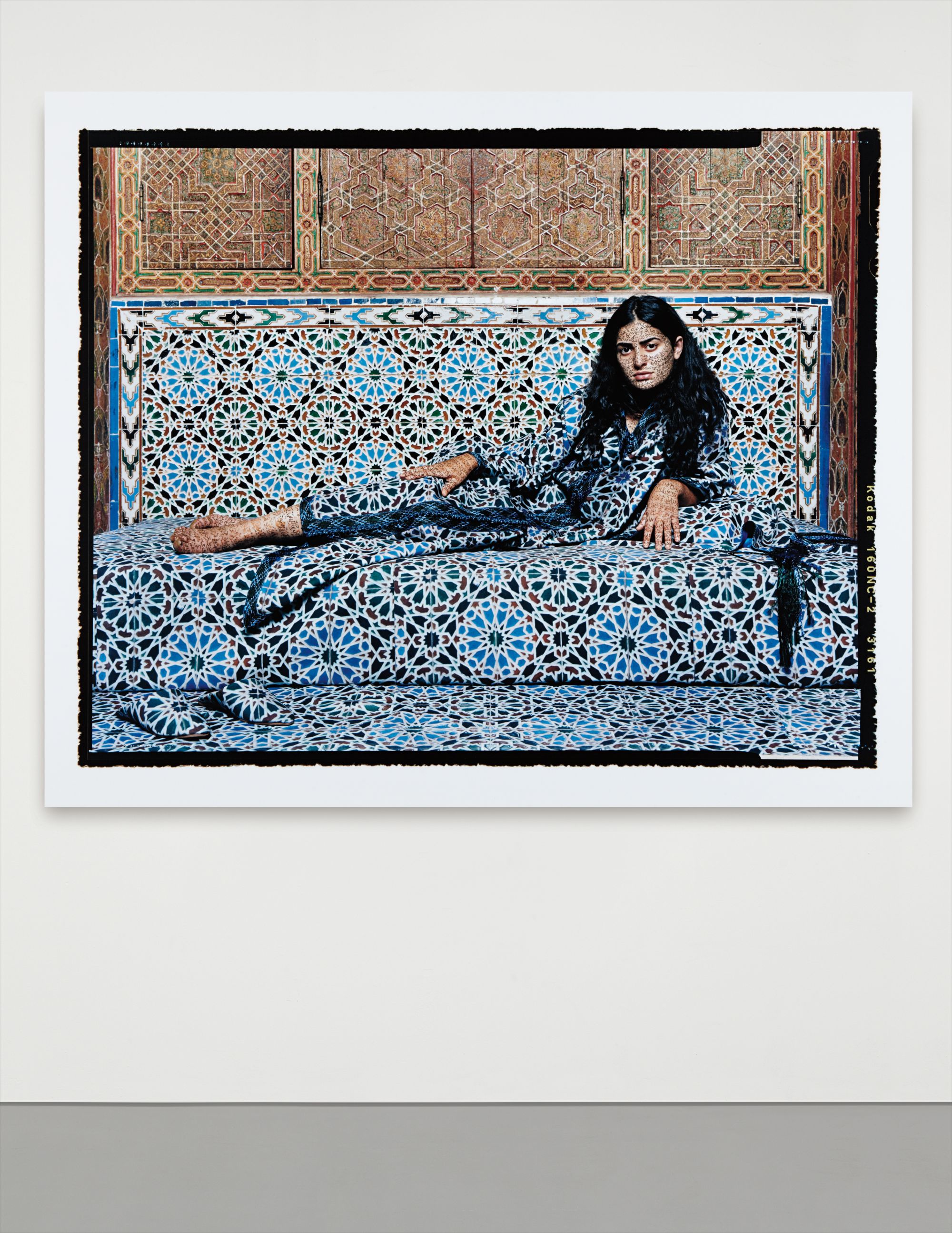 Lalla Essaydi — Les Femmes du Maroc: Kenza