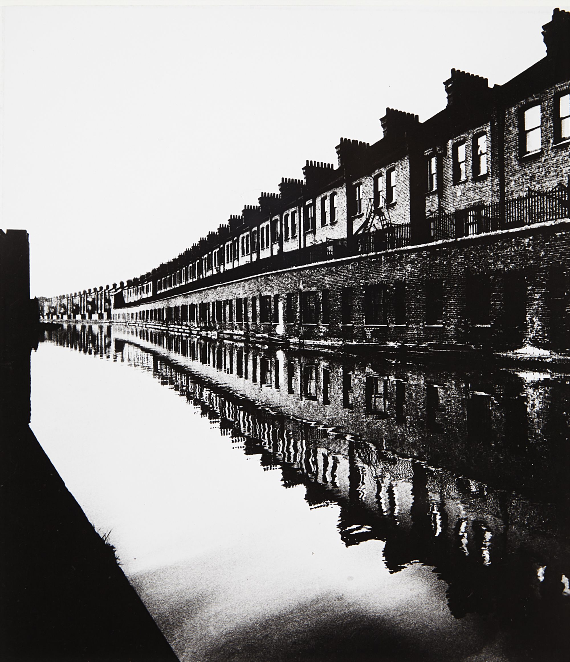 Bill Brandt — Grand Union Canal, Paddington