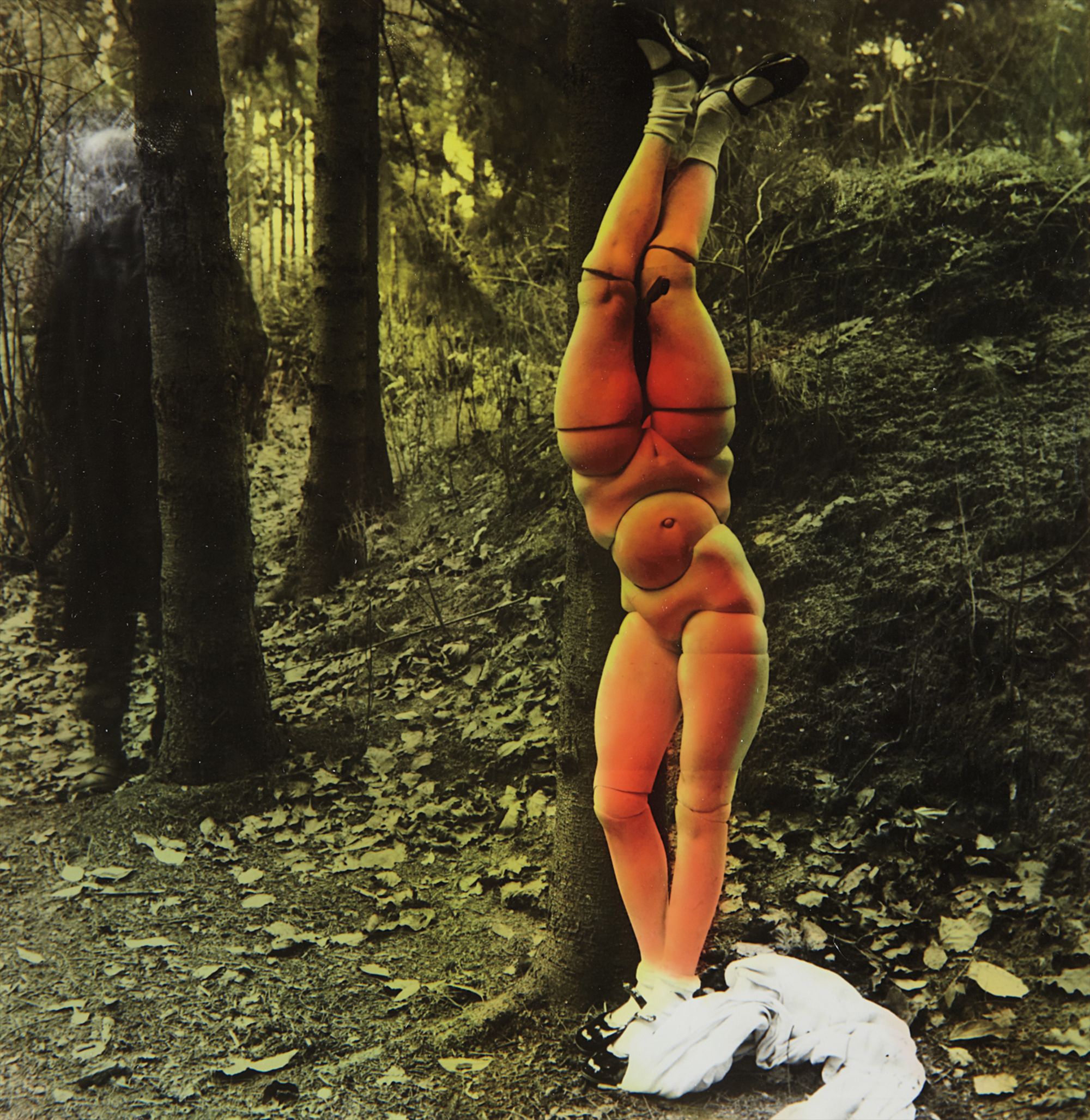 Hans Bellmer — Les Jeux de la Poupée VII