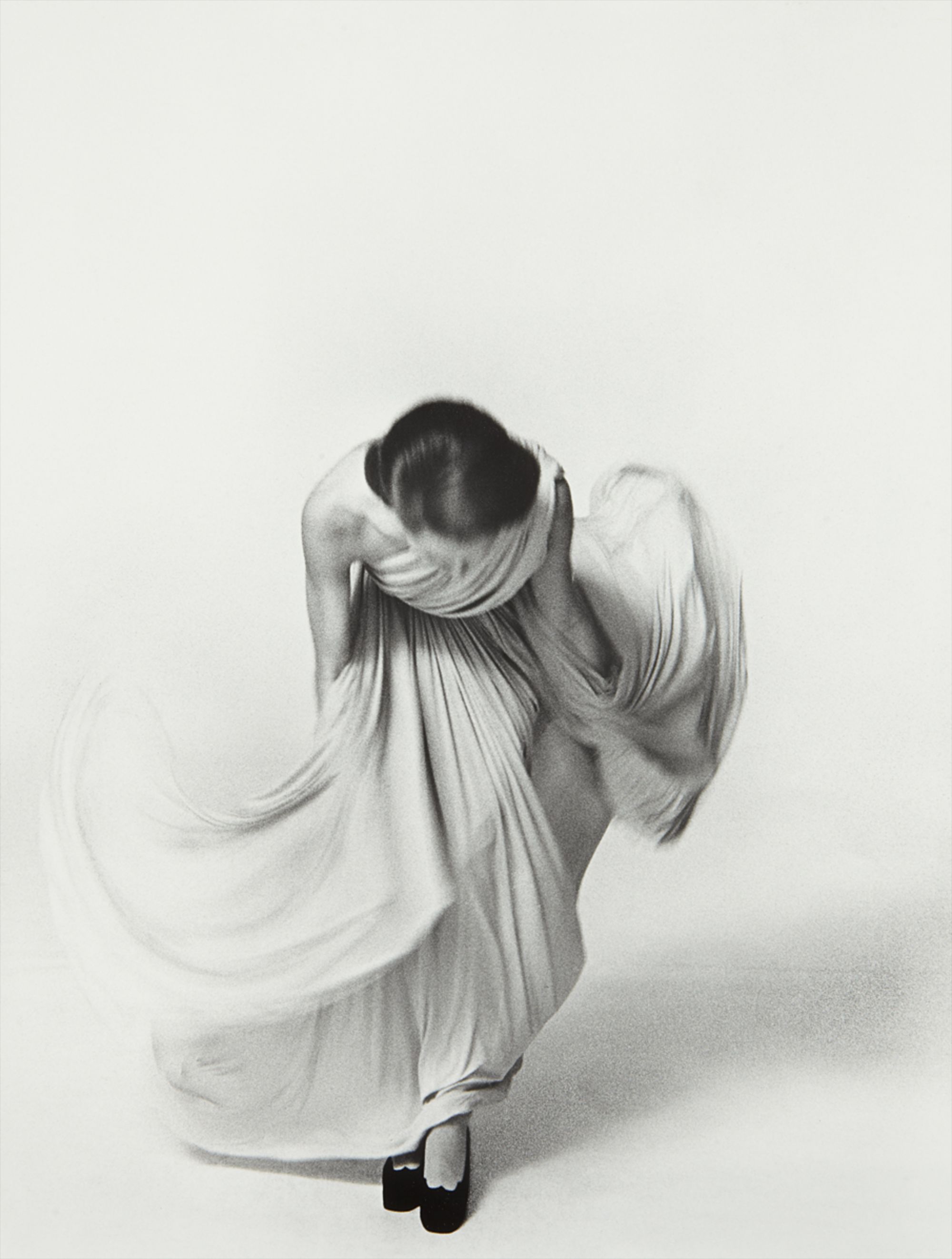 Bowing for the Vogue Collections, Paris