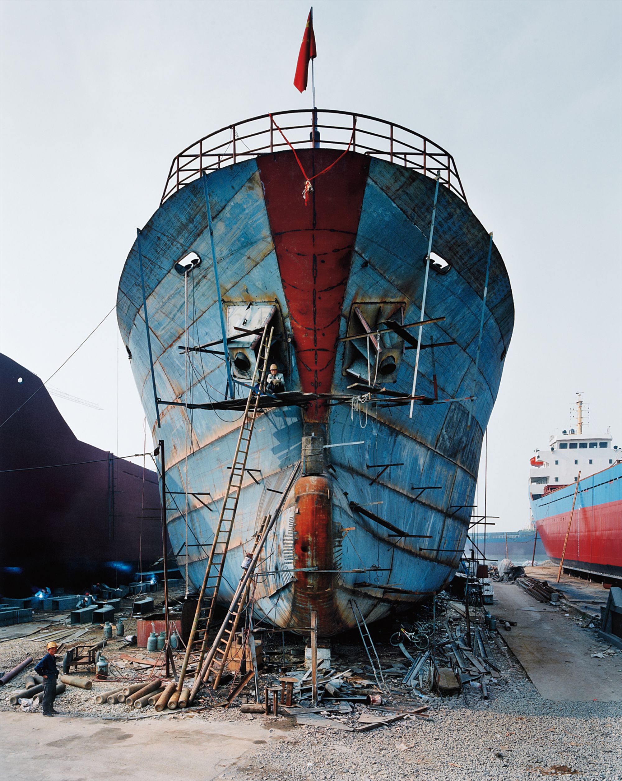 Edward Burtynsky — Shipyard #20, Qili Port, Zhejiang Province, China
