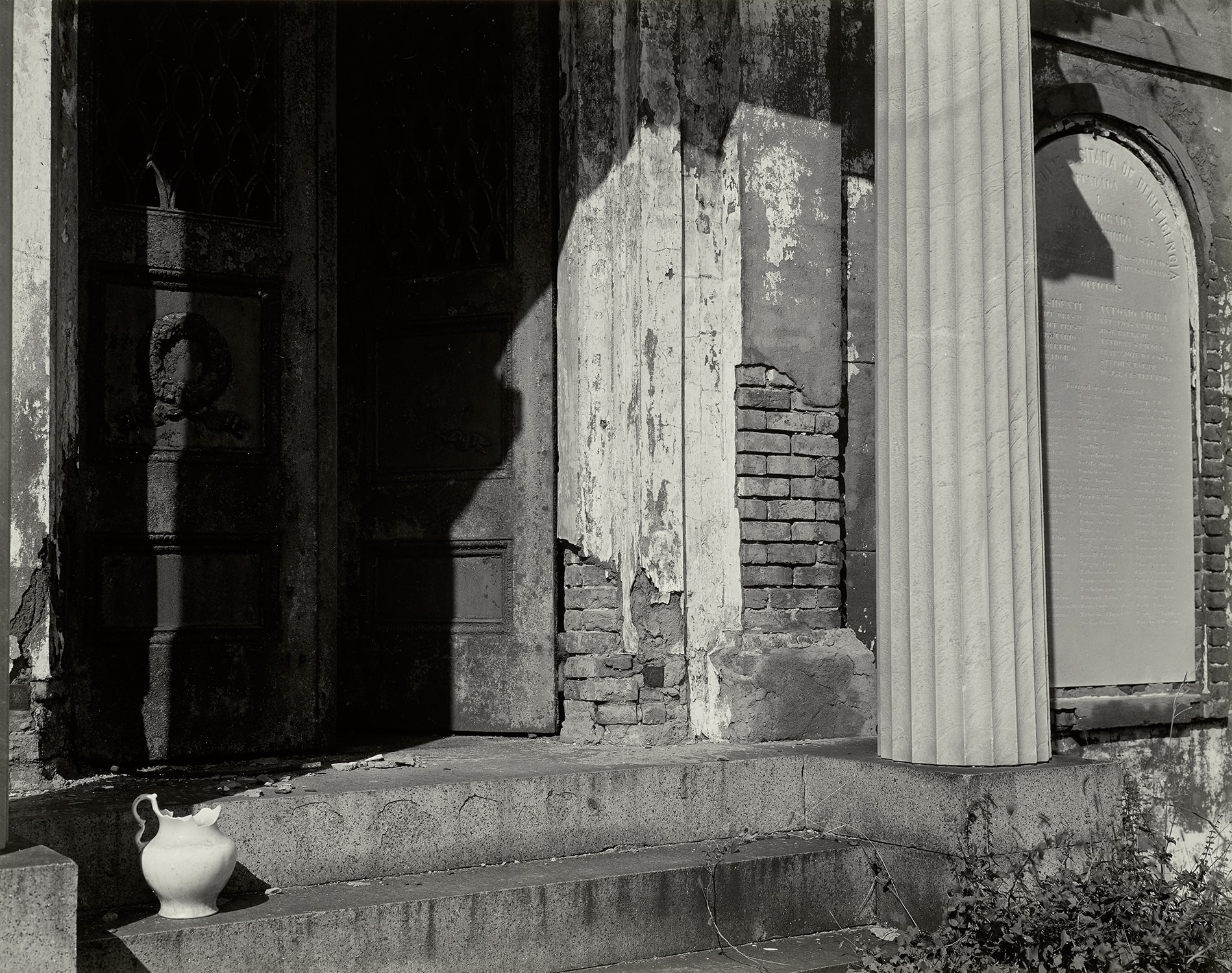 Edward Weston — New Orleans, Cemetery