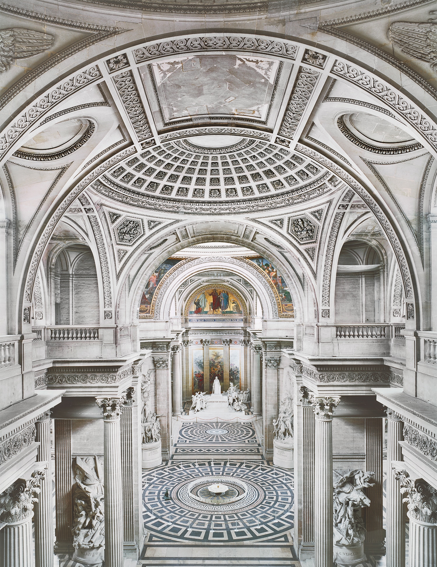 Candida Höfer — Panthéon Paris I