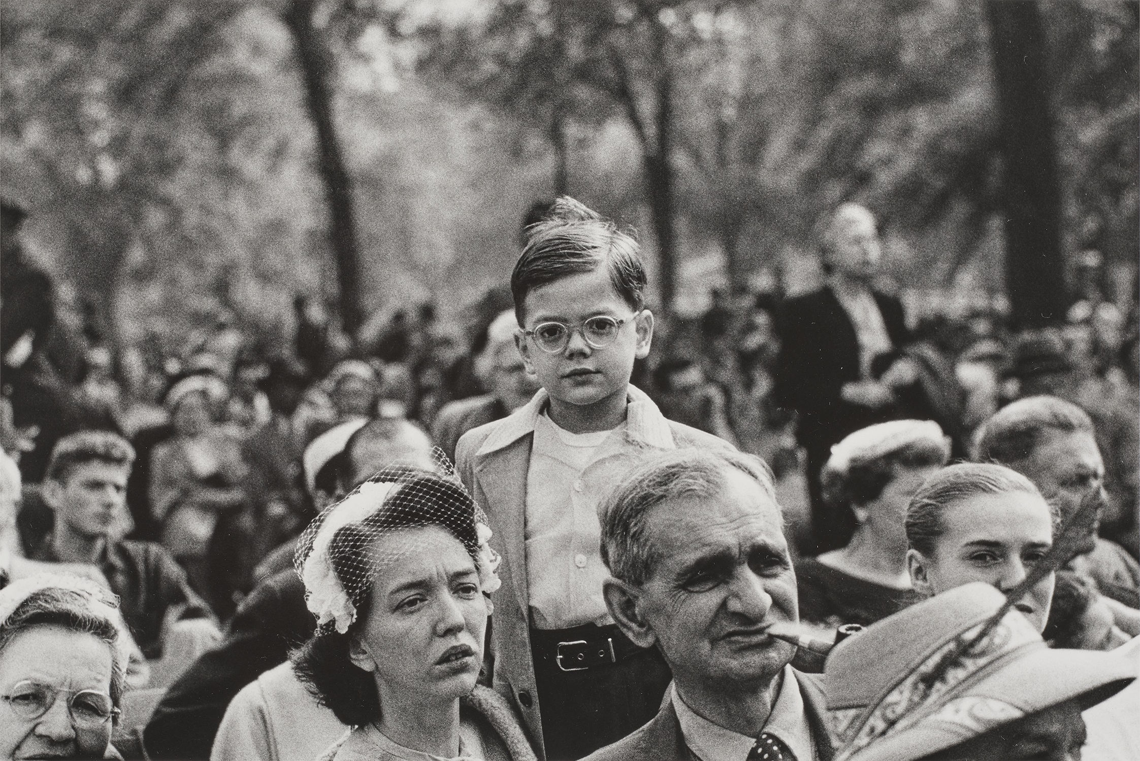 Diane Arbus — Boy above a Crowd, N.Y.C.