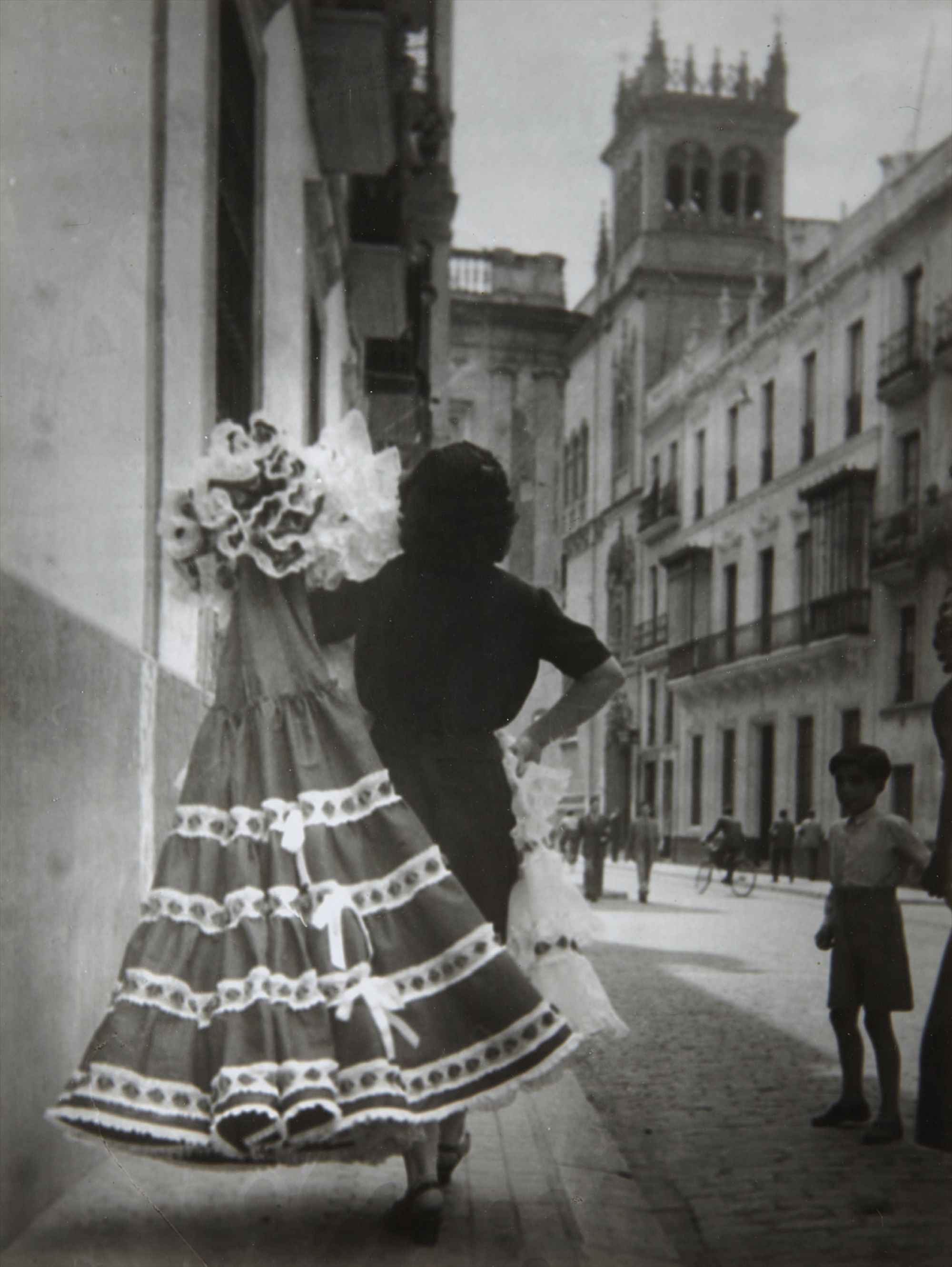 Brassaï (Gyula Halász) — Robe à volants pour Feria à Seville