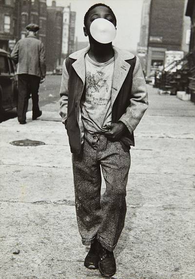 Chicago (Boy blowing bubble)