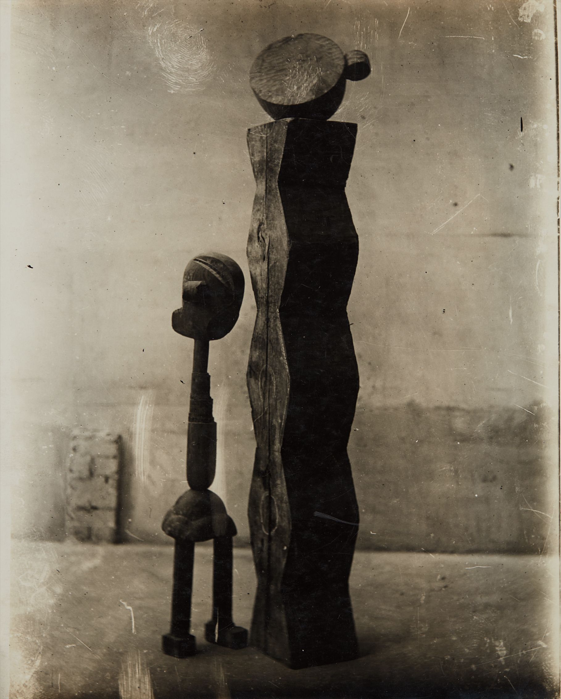 Constantin Brâncuși — (Bois) Group Mobile (L’Enfant au monde)