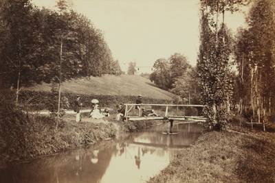 Groupe dans le parc du Château de la Faloise