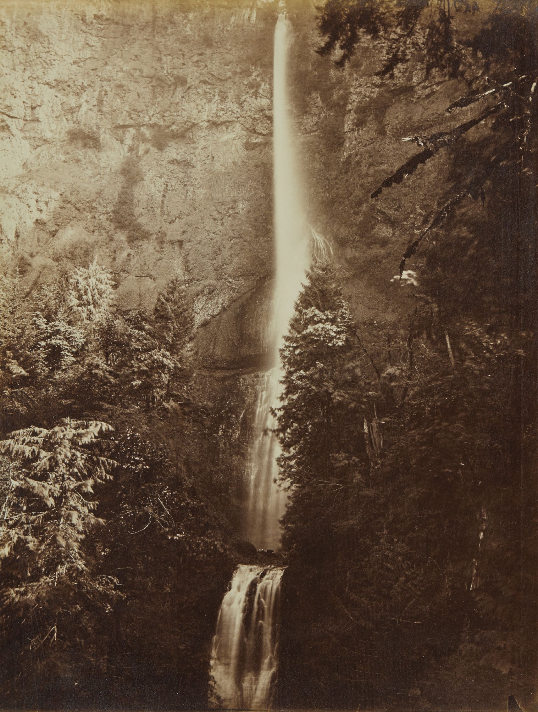 Carleton Watkins — Multnomah Falls Cascade, Columbia River